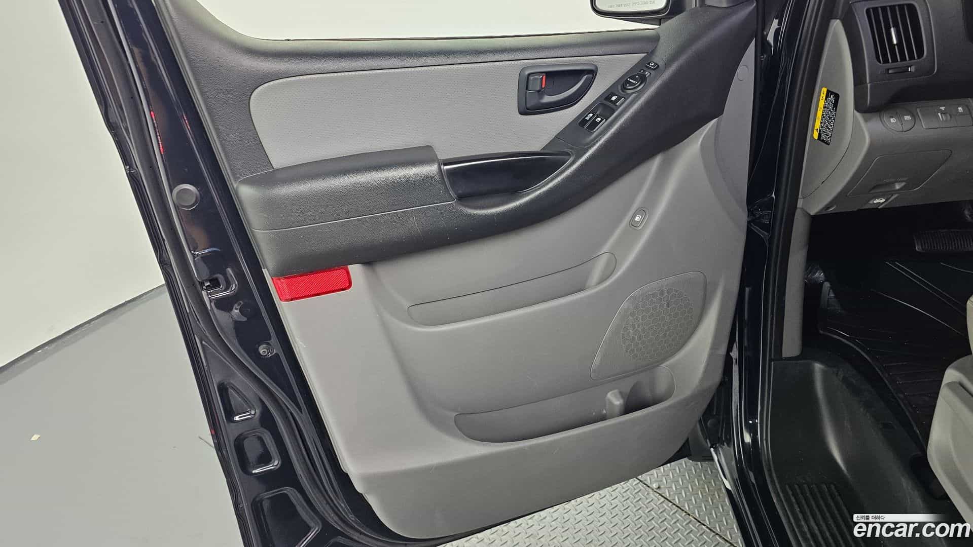 Starex Hyundai 2019.6-INNER-034