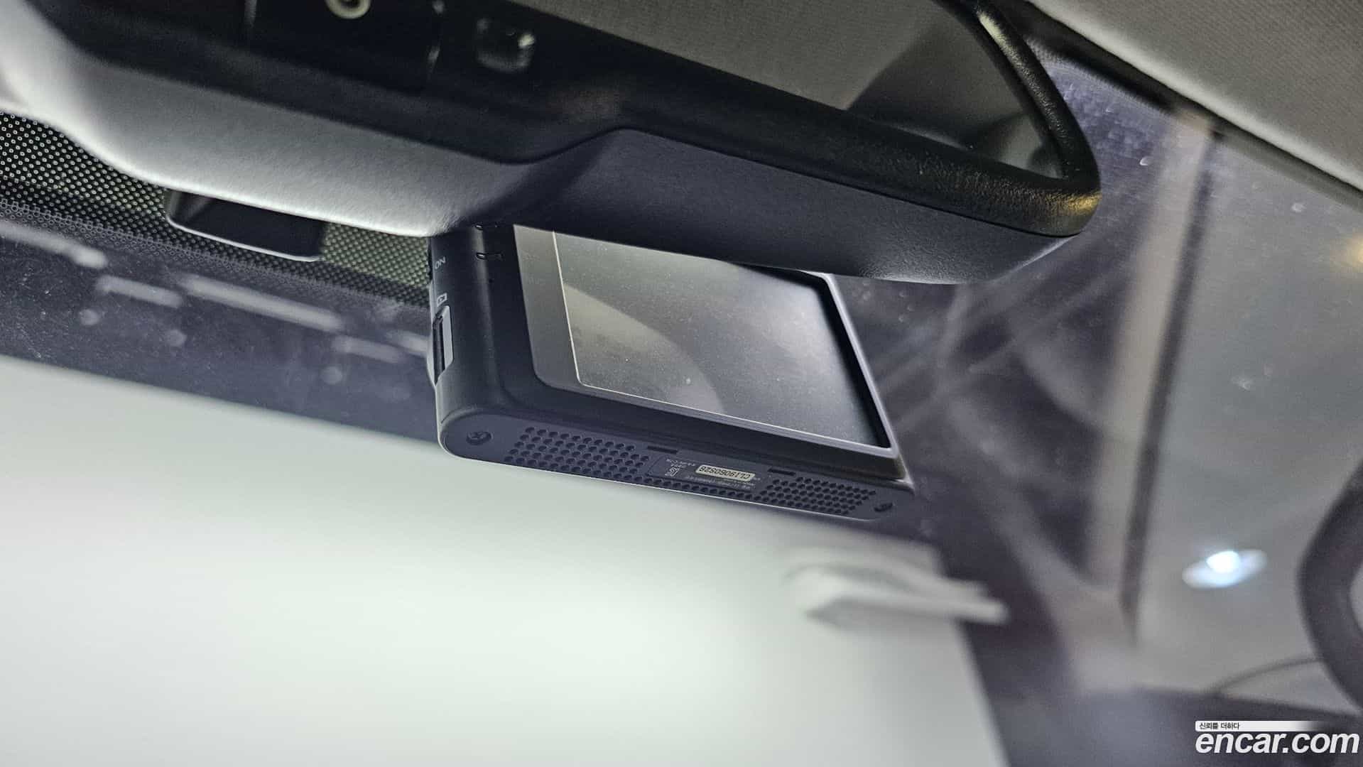 Starex Hyundai 2019.6-OPTION-042