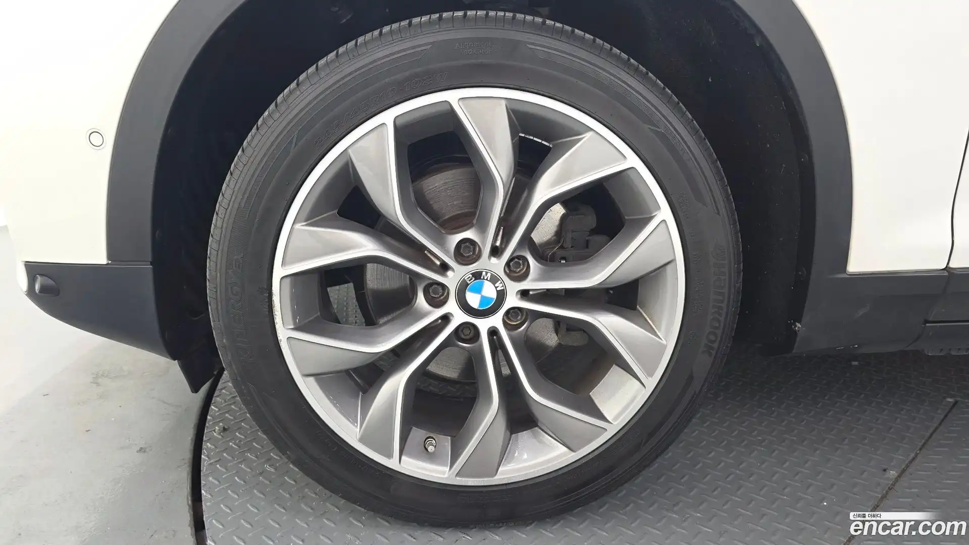 X4 BMW 2015.6-OUTER-005