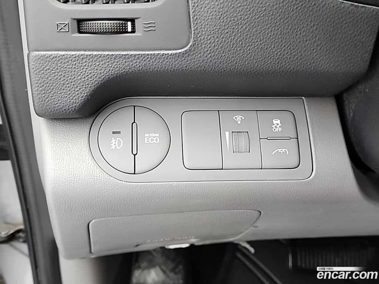 Starex Hyundai 2018.1-OPTION-021