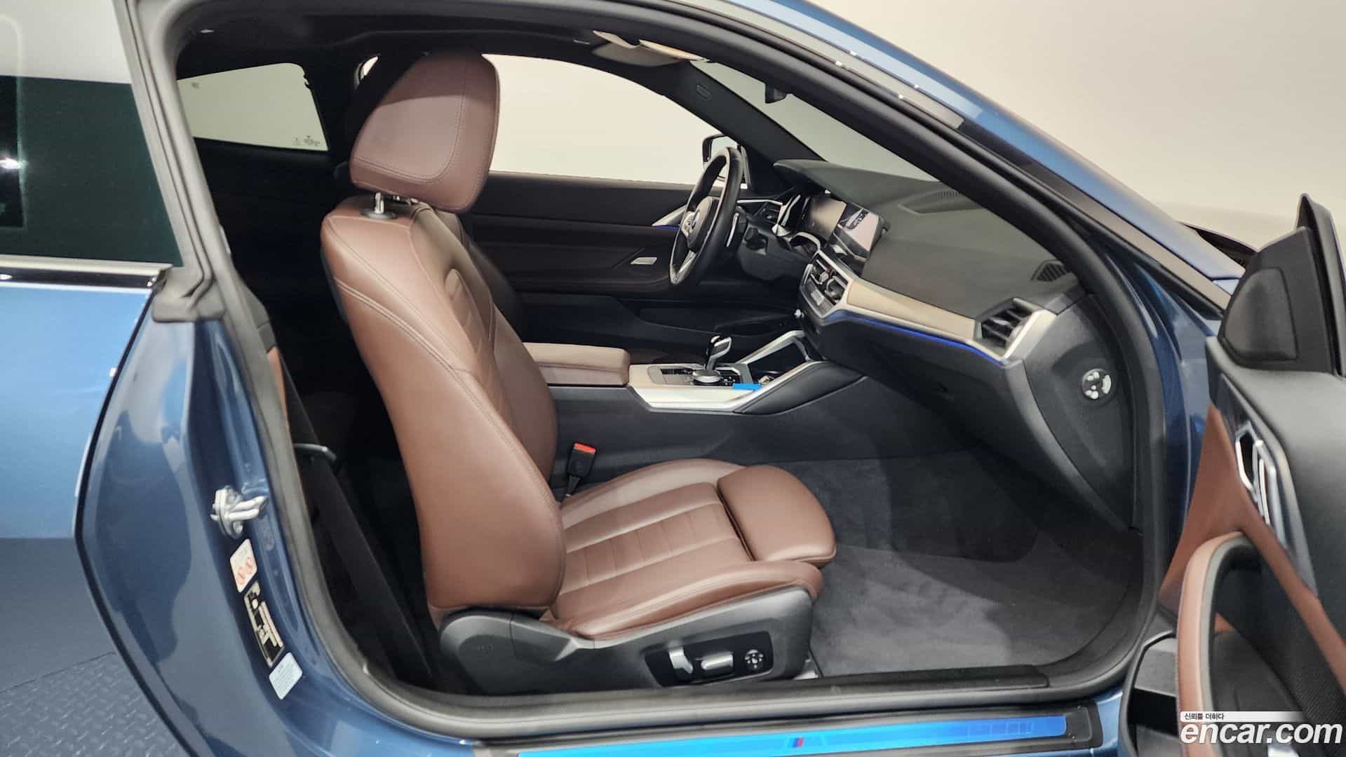 4-Series BMW 2023.0-INNER-036