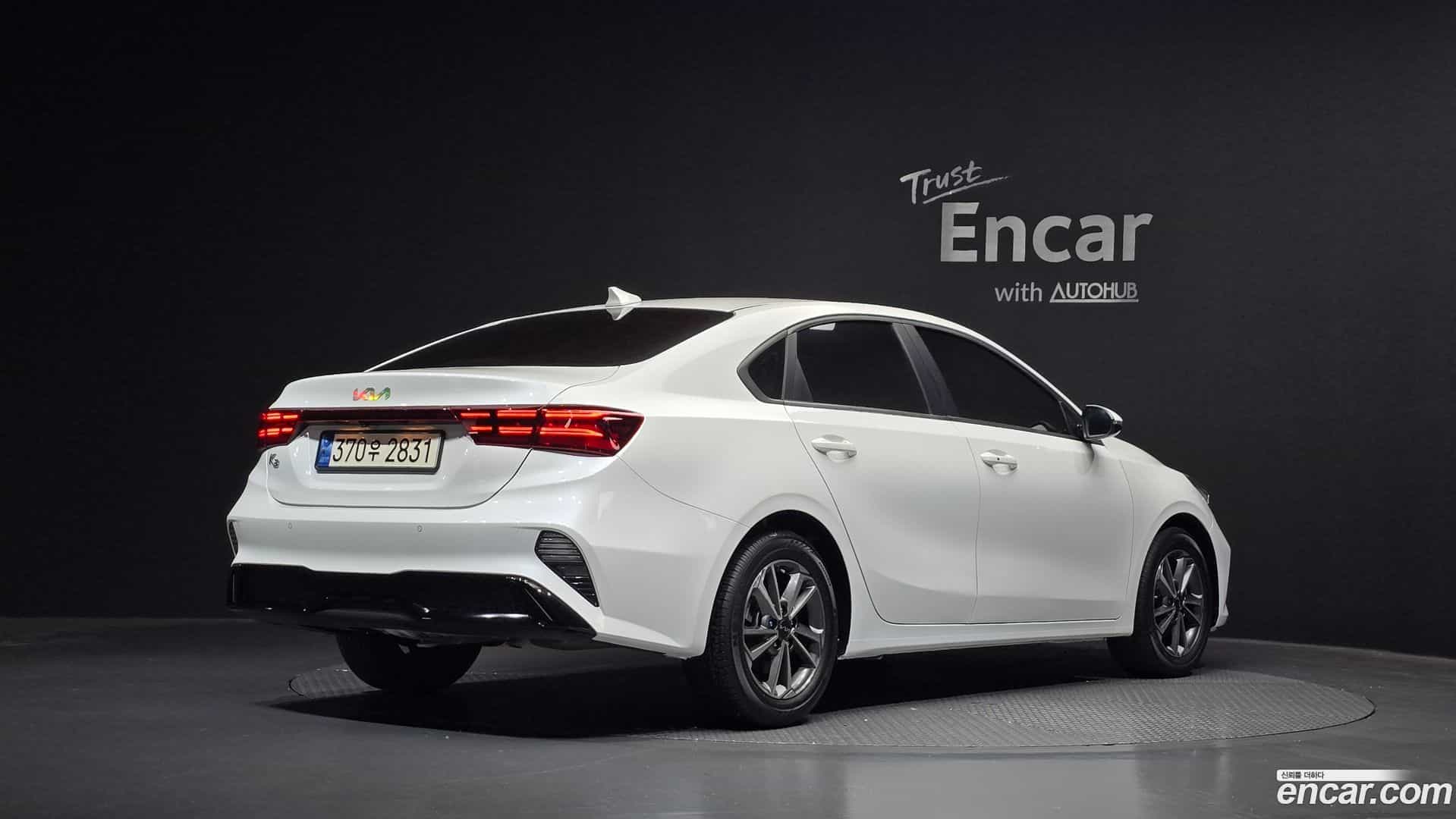 K3 Kia 2023.10-OUTER-002