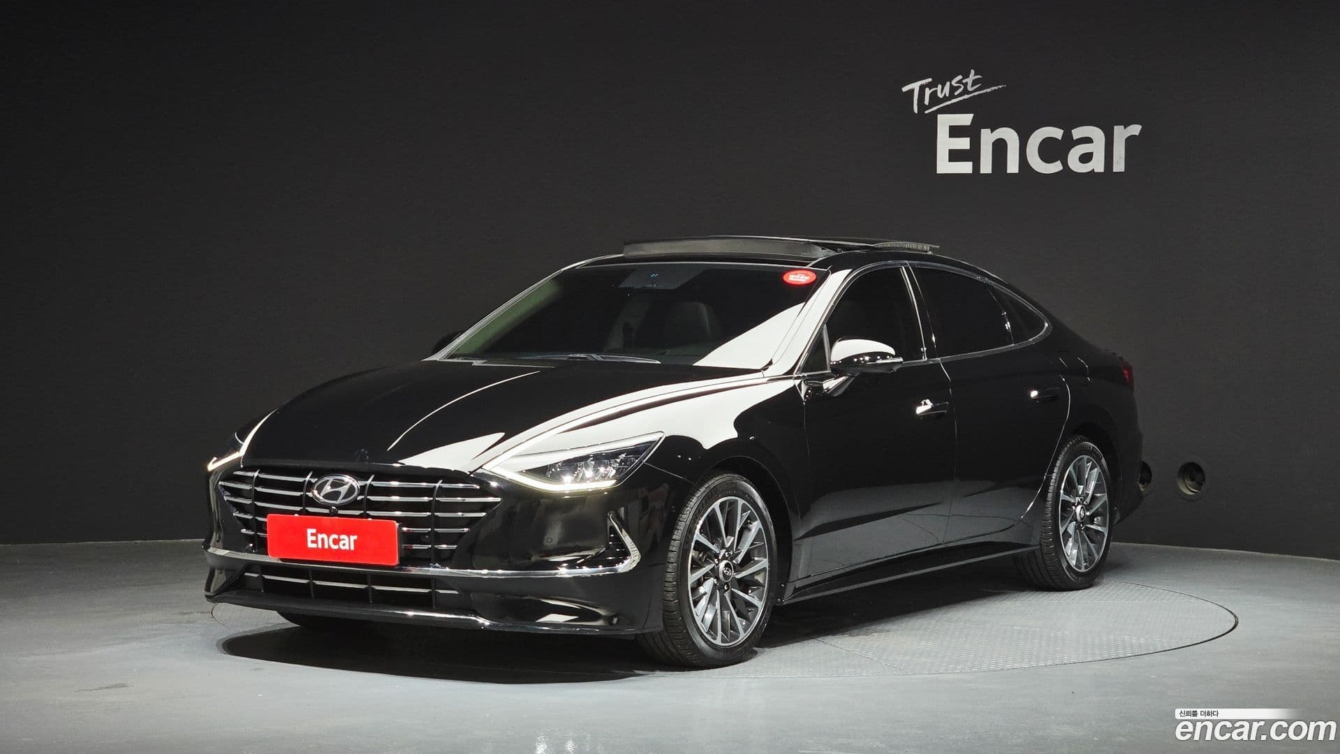 Main__Slider__Photo:Sonata Hyundai 2019.4-0