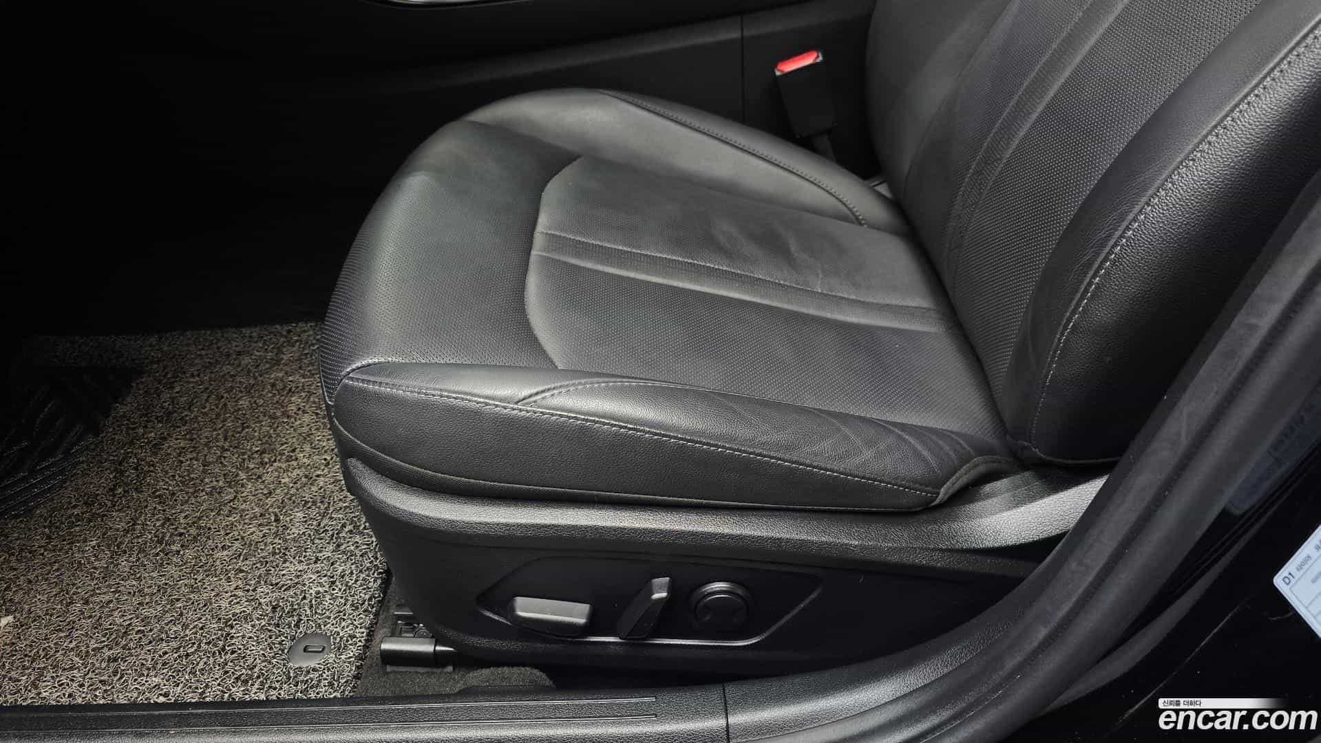 Sonata Hyundai 2019.4-OPTION-044