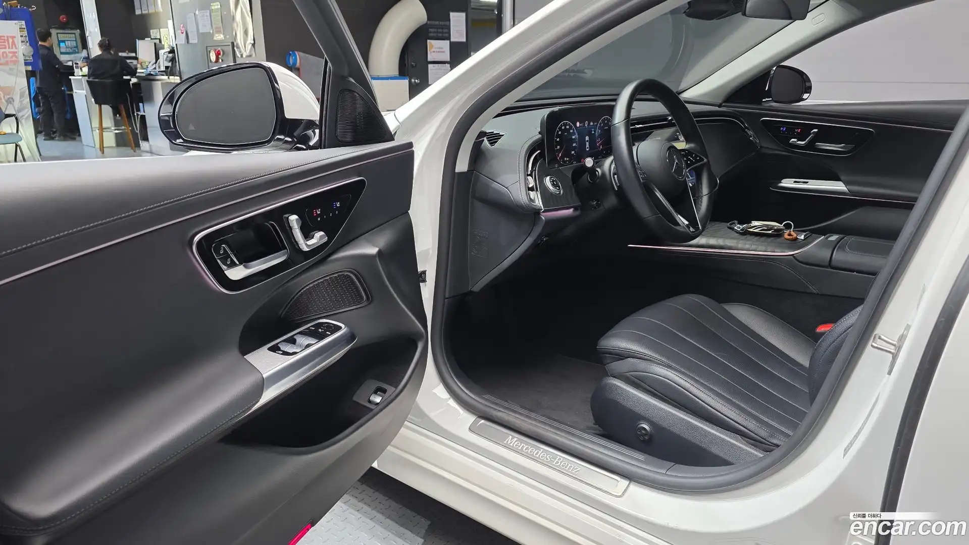 E-Class Mercedes-Benz 2024.5-INNER-010