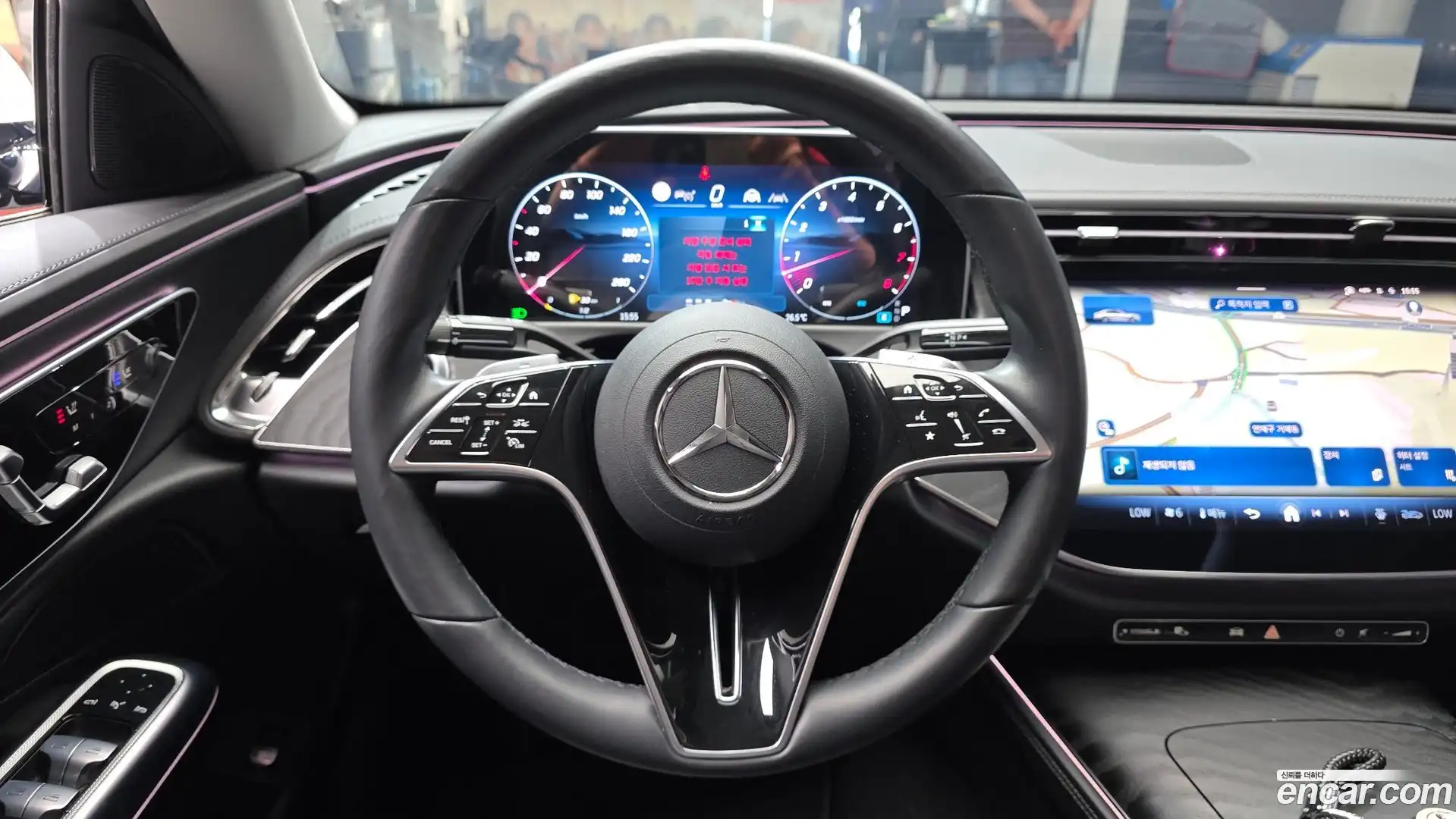 E-Class Mercedes-Benz 2024.5-OPTION-017