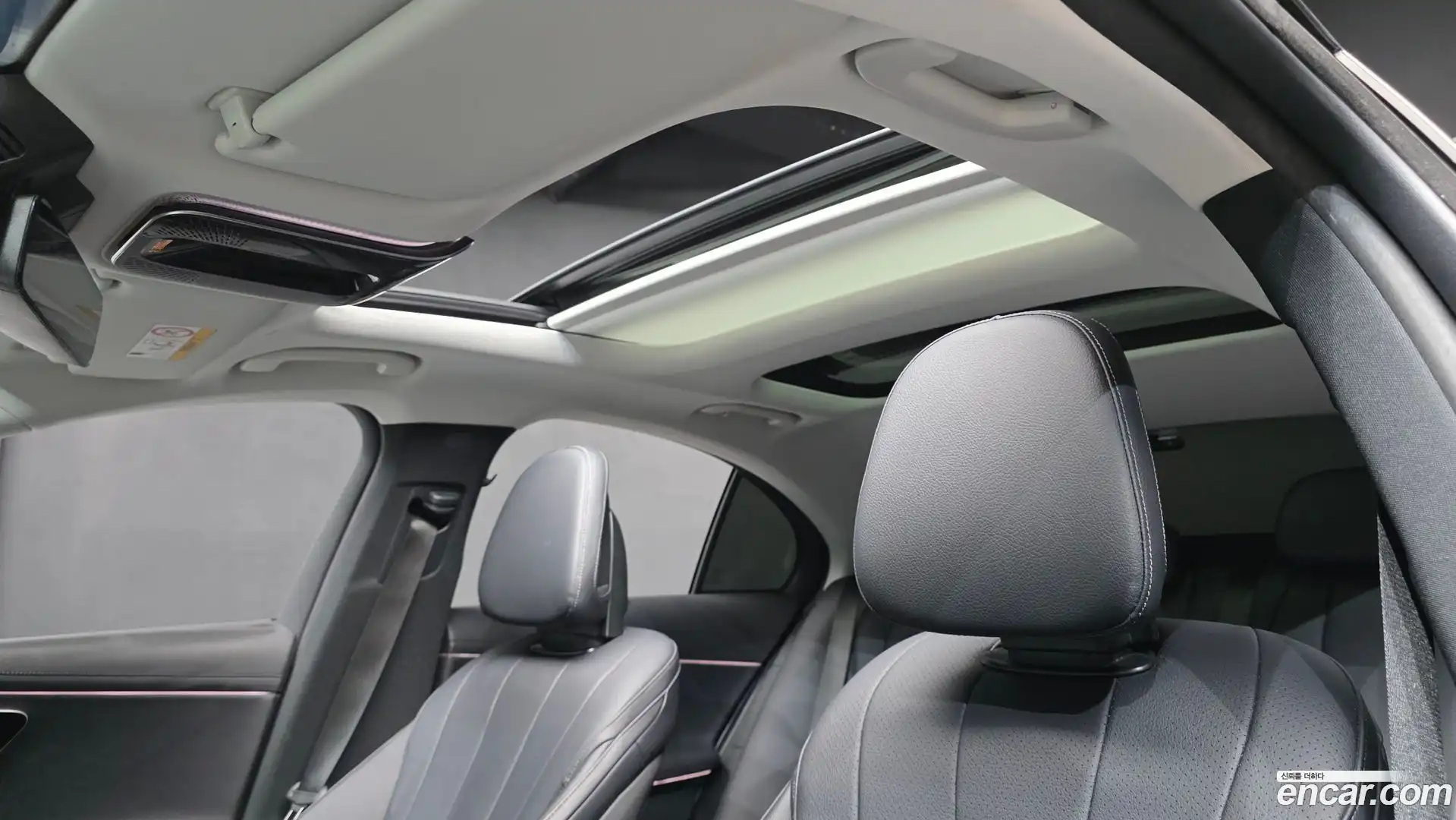 E-Class Mercedes-Benz 2024.5-OPTION-021