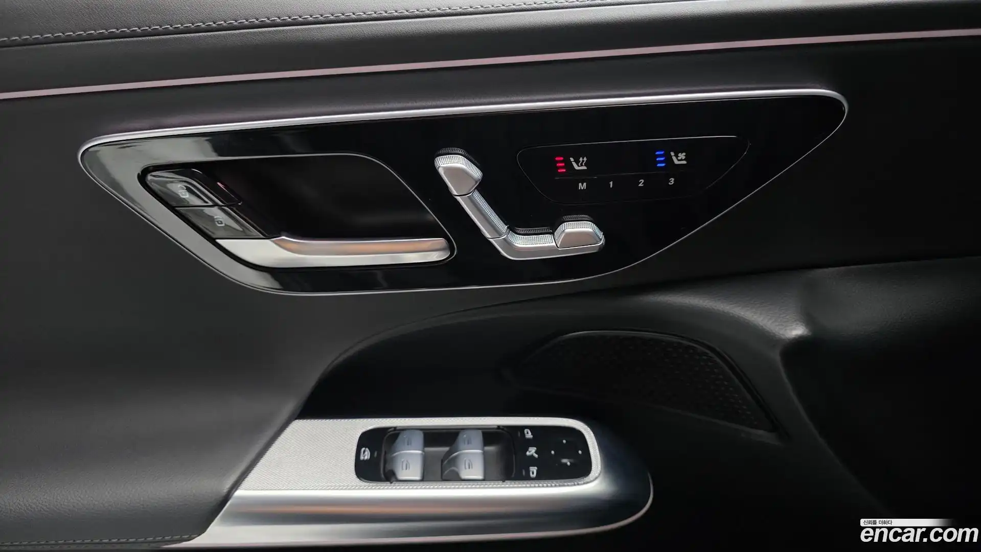 E-Class Mercedes-Benz 2024.5-OPTION-022