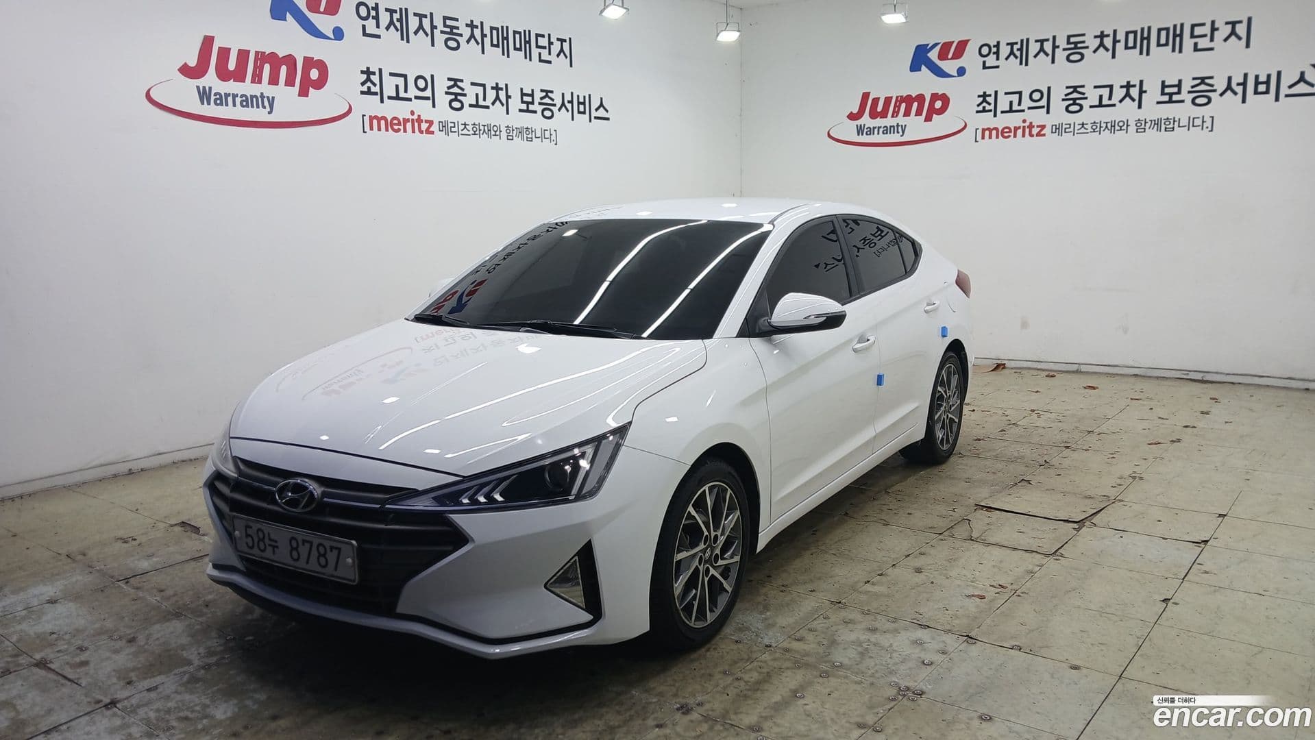 Main__Slider__Photo:AVANTE Hyundai 2019.2-0