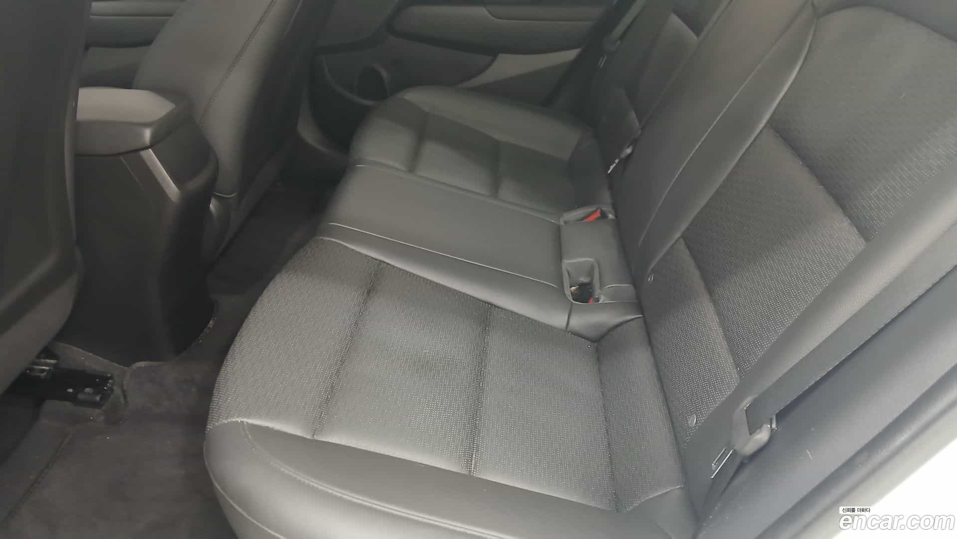 AVANTE Hyundai 2019.2-OPTION-018
