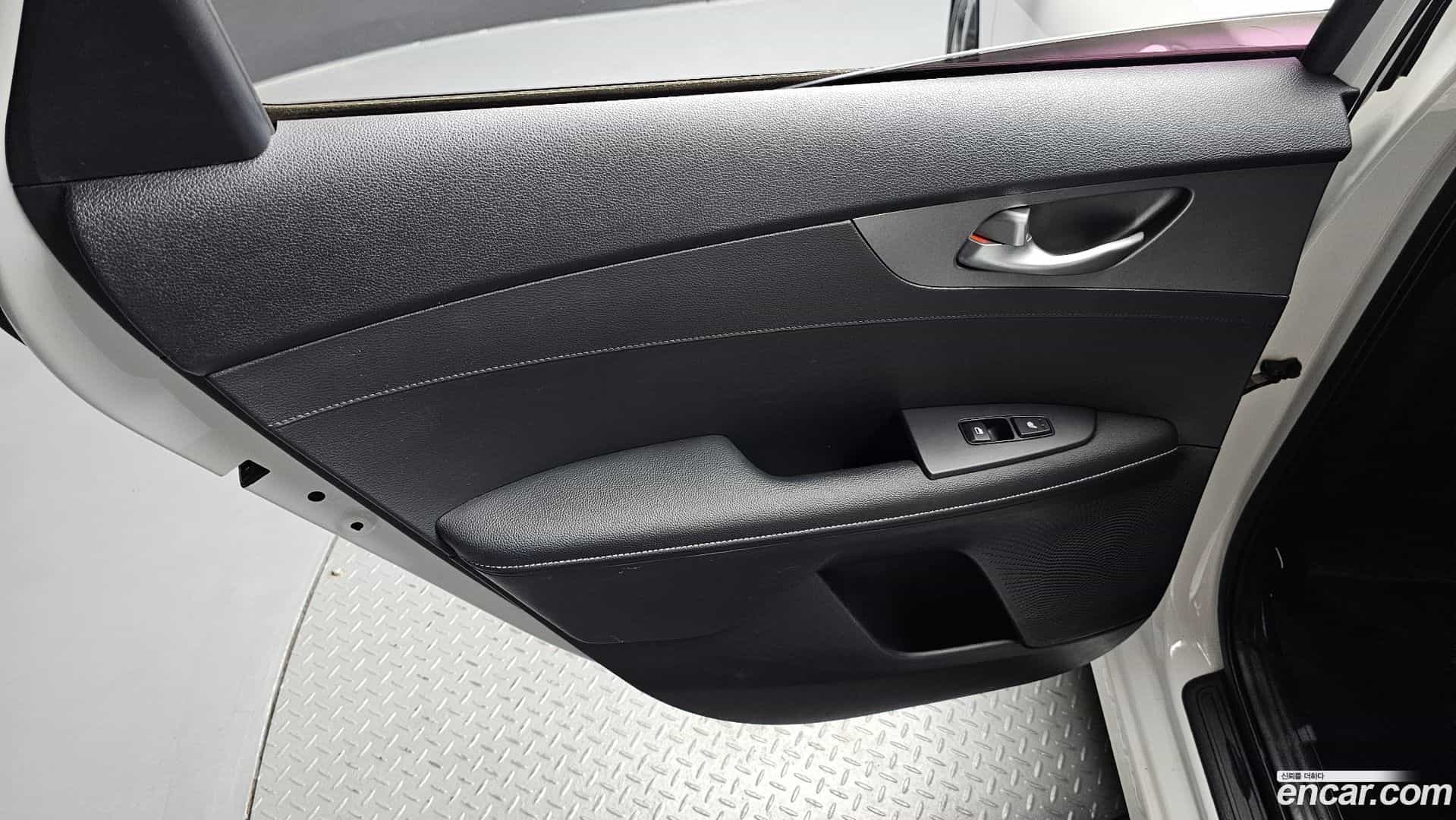 K3 Kia 2018.5-INNER-035