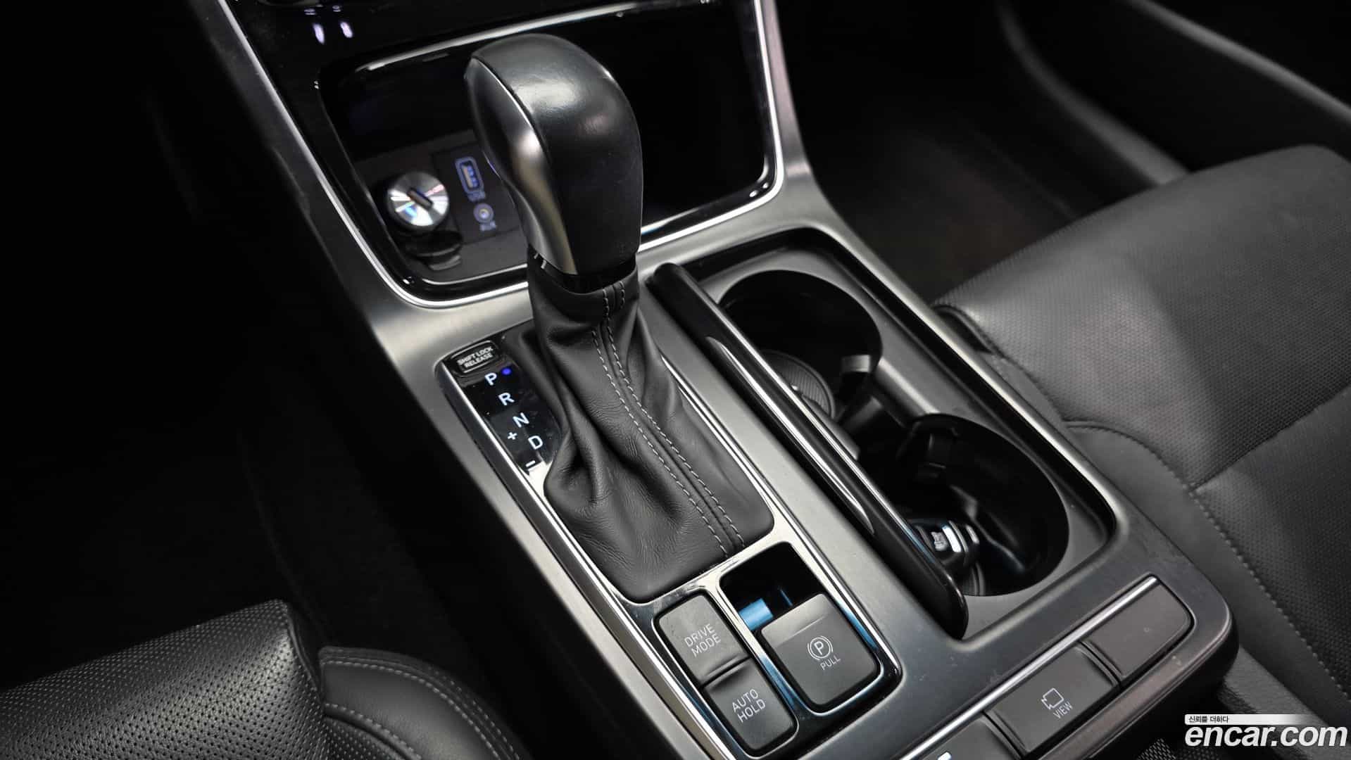 Grandeur Hyundai 2019.4-INNER-009