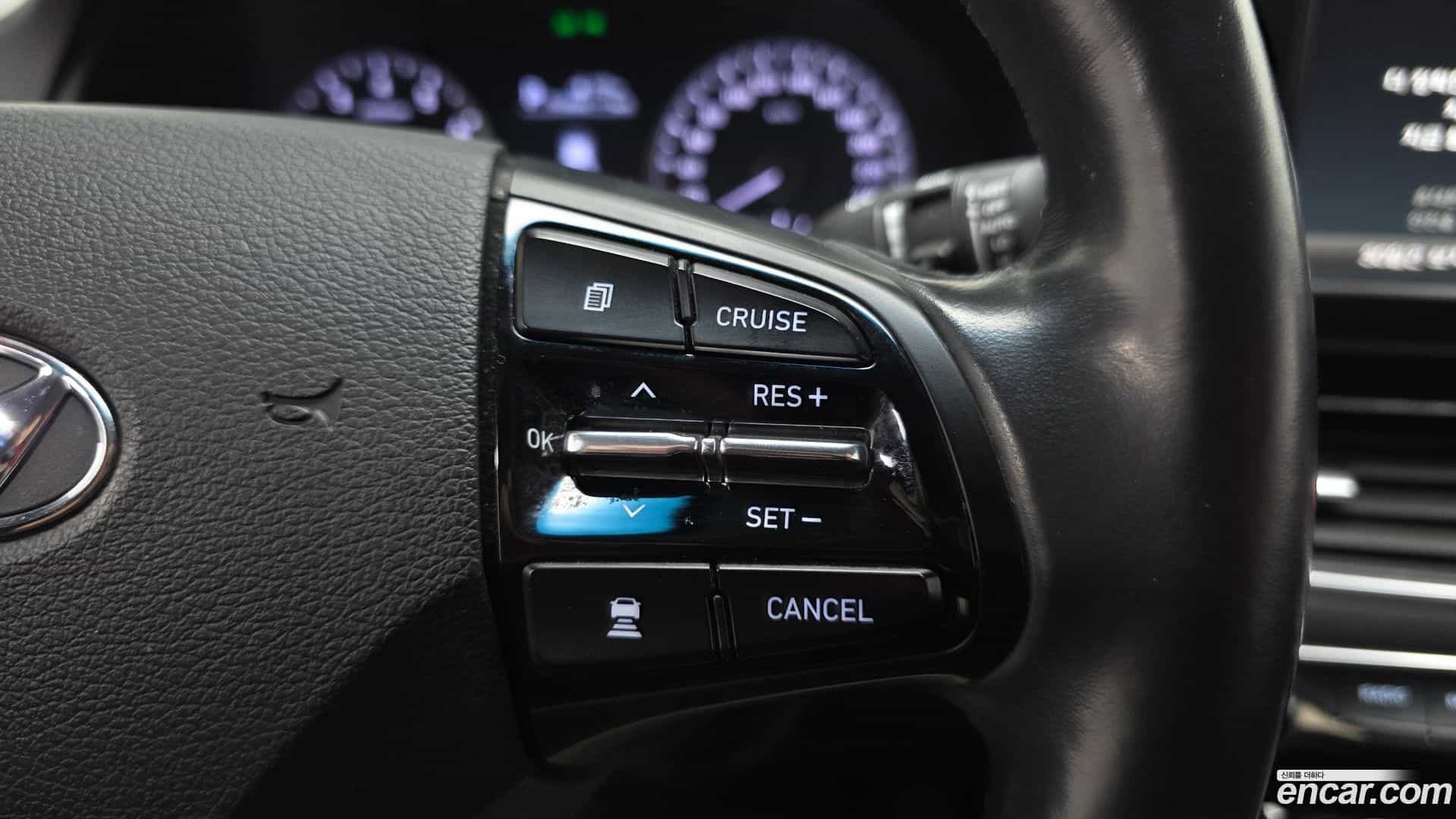 Grandeur Hyundai 2019.4-OPTION-018