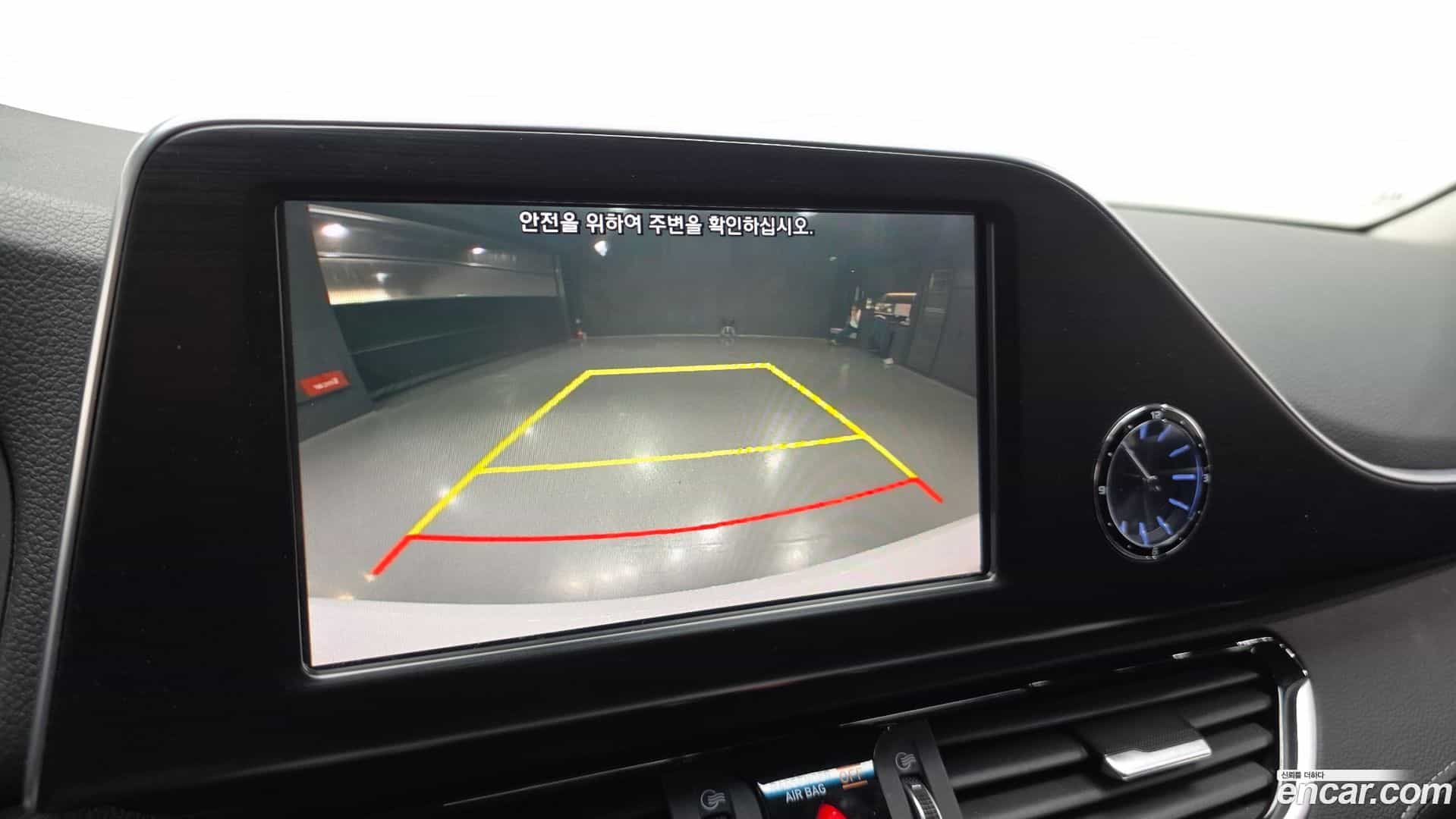 Grandeur Hyundai 2019.4-OPTION-021