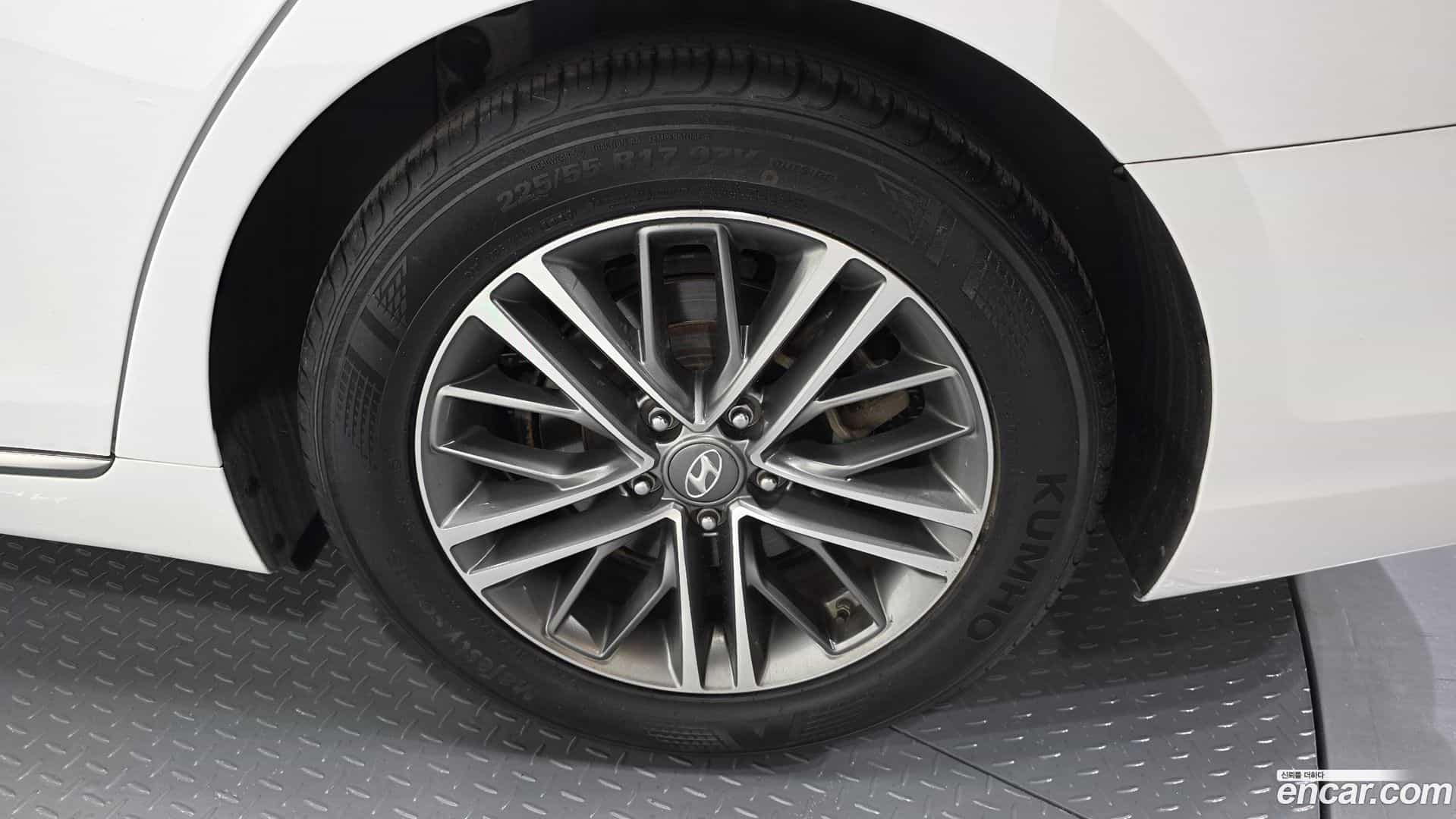 Grandeur Hyundai 2019.4-OUTER-031