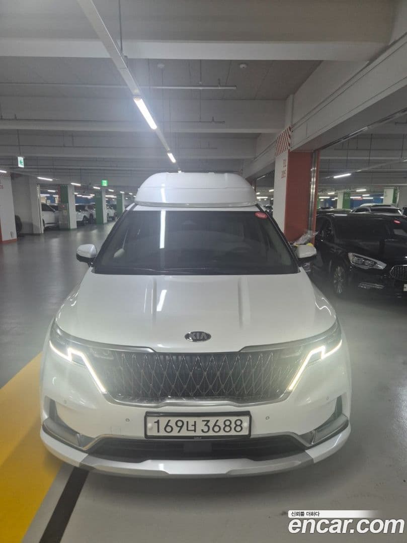 Main__Slider__Photo:Canival Kia 2020.11-0