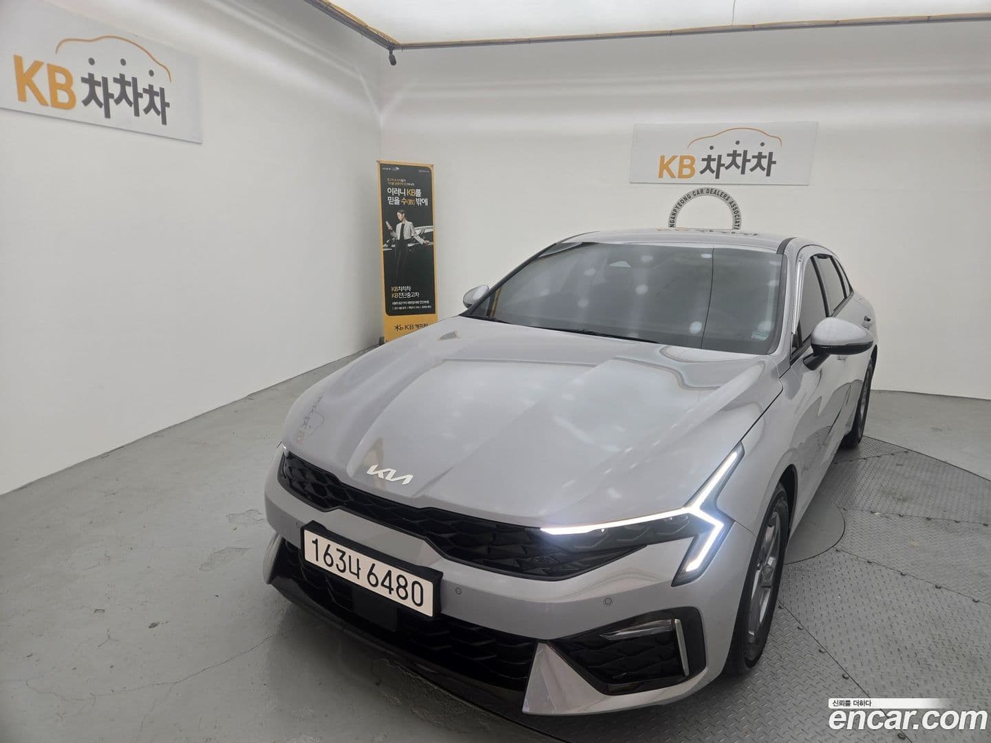 Main__Slider__Photo:K5 Kia 2025.8-0