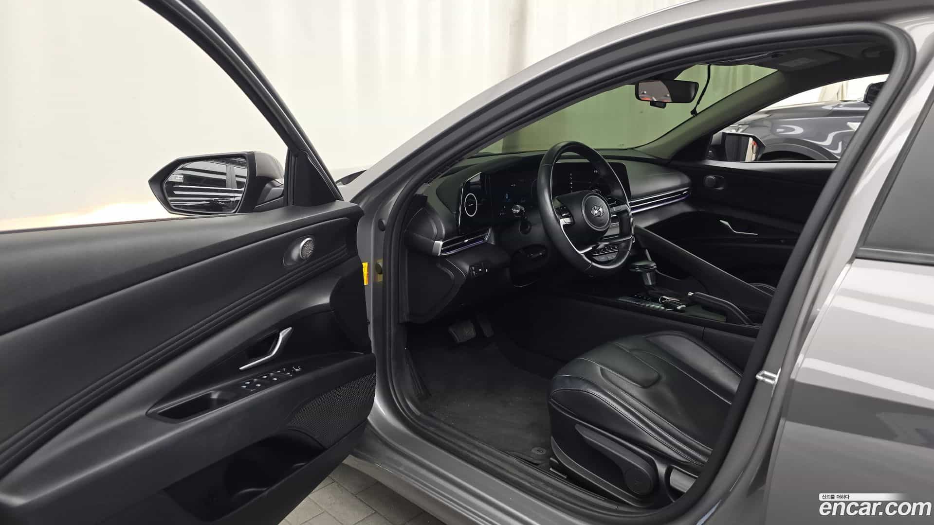 AVANTE Hyundai 2021.5-INNER-010