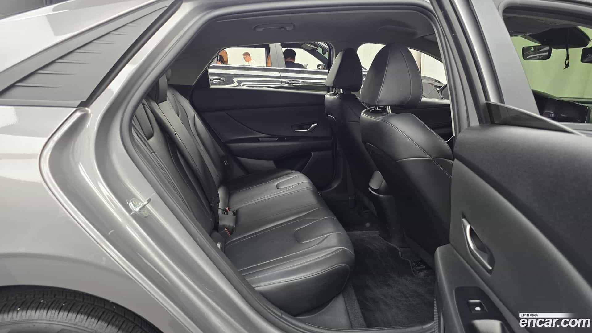 AVANTE Hyundai 2021.5-OPTION-015