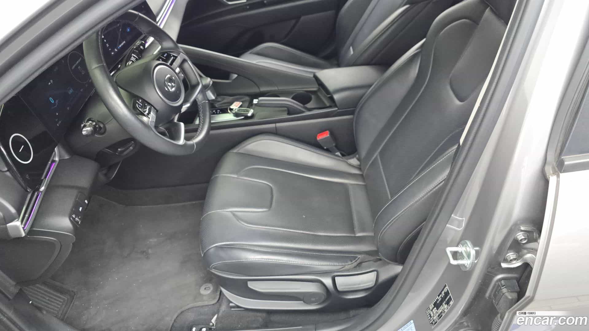 AVANTE Hyundai 2021.5-OPTION-042