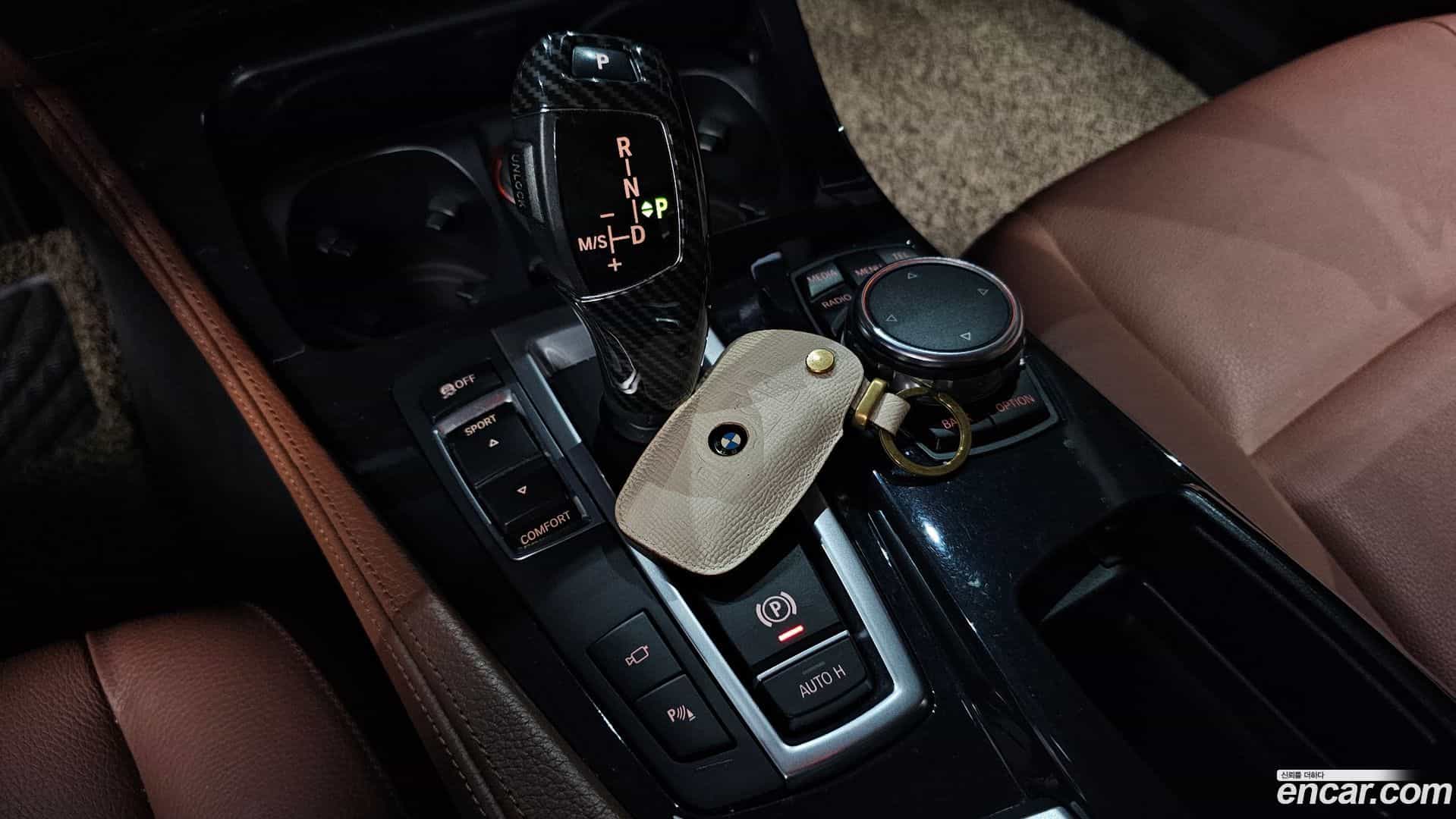 5-Series BMW 2016.2-INNER-009
