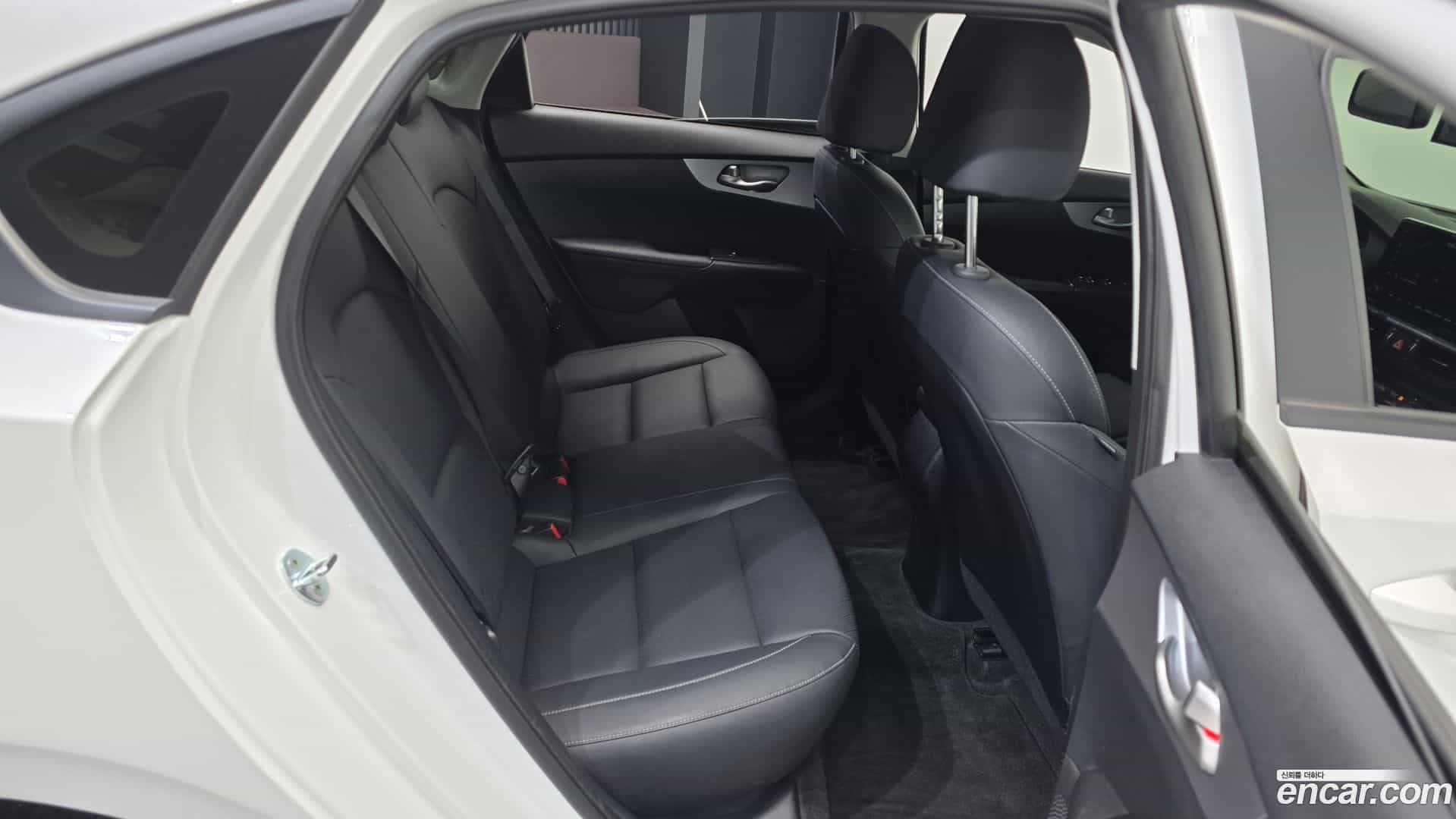 K3 Kia 2021.8-OPTION-015