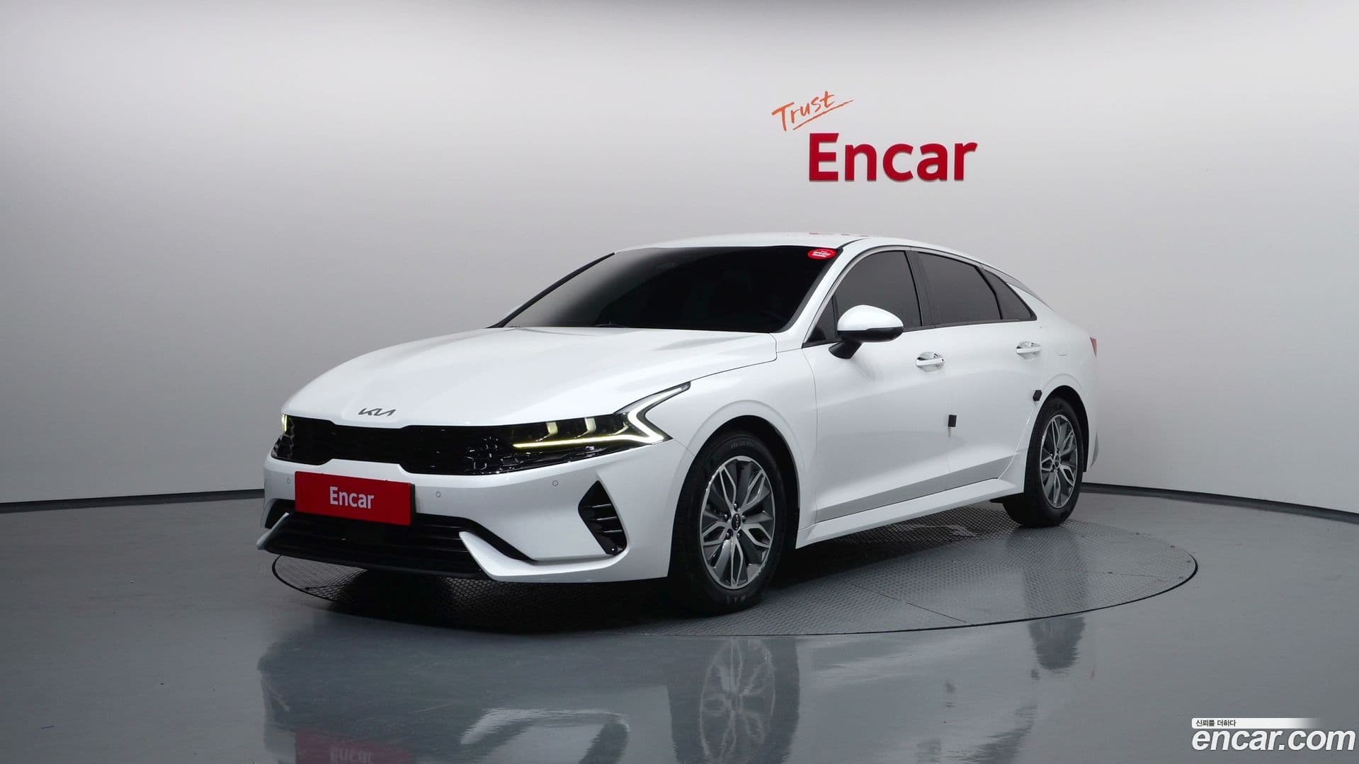 Main__Slider__Photo:K5 Kia 2022.1-0