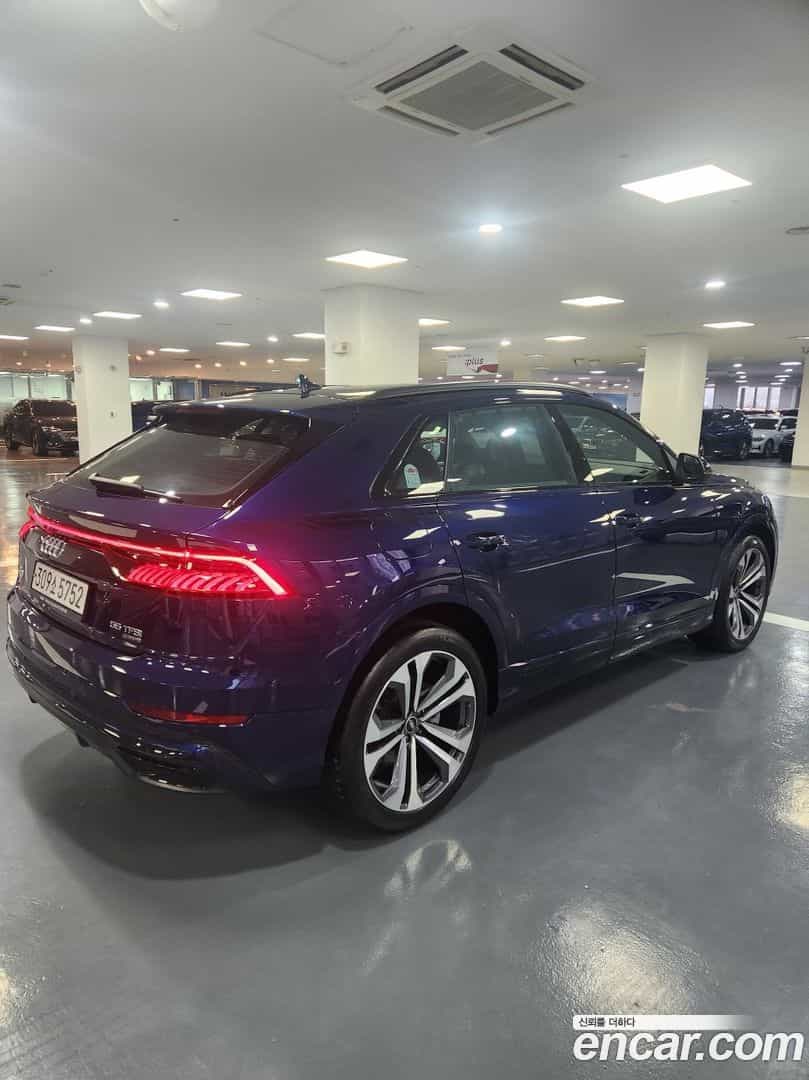 Q8 Audi 2023.11-OUTER-002