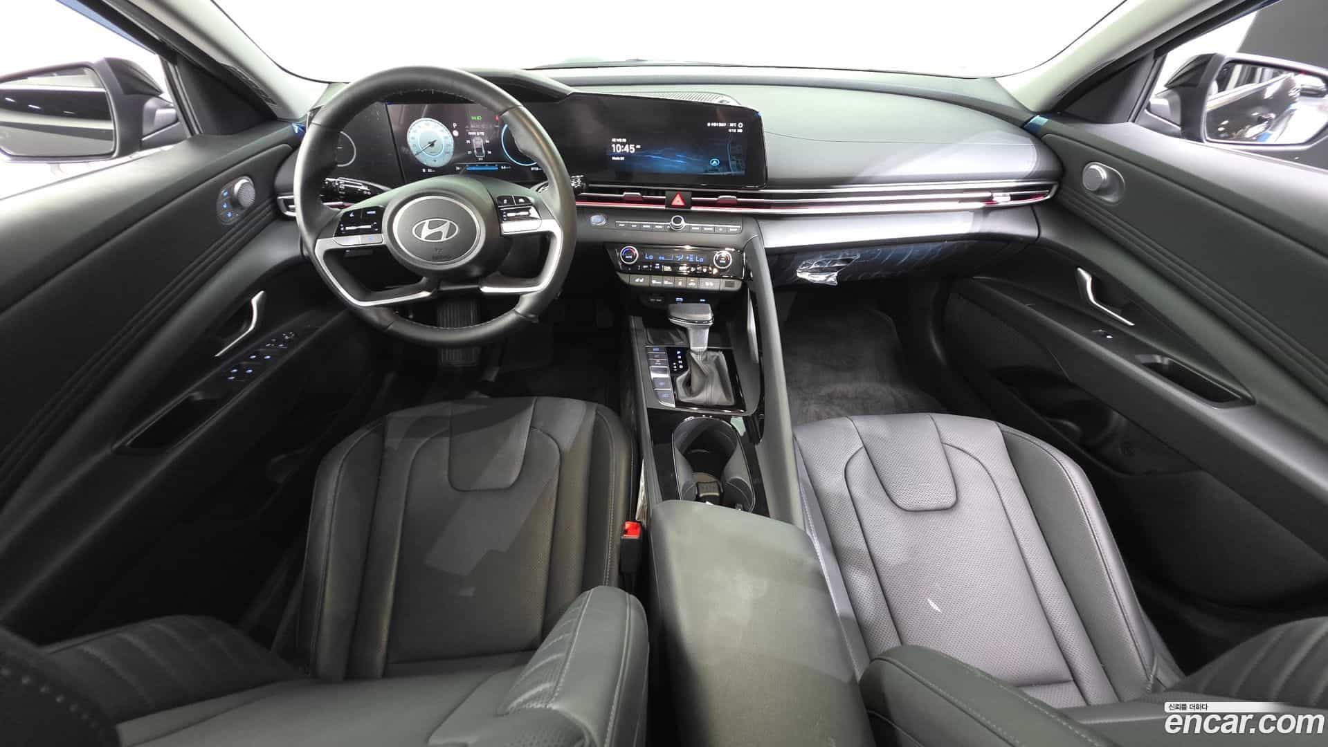 AVANTE Hyundai 2023.10-INNER-007