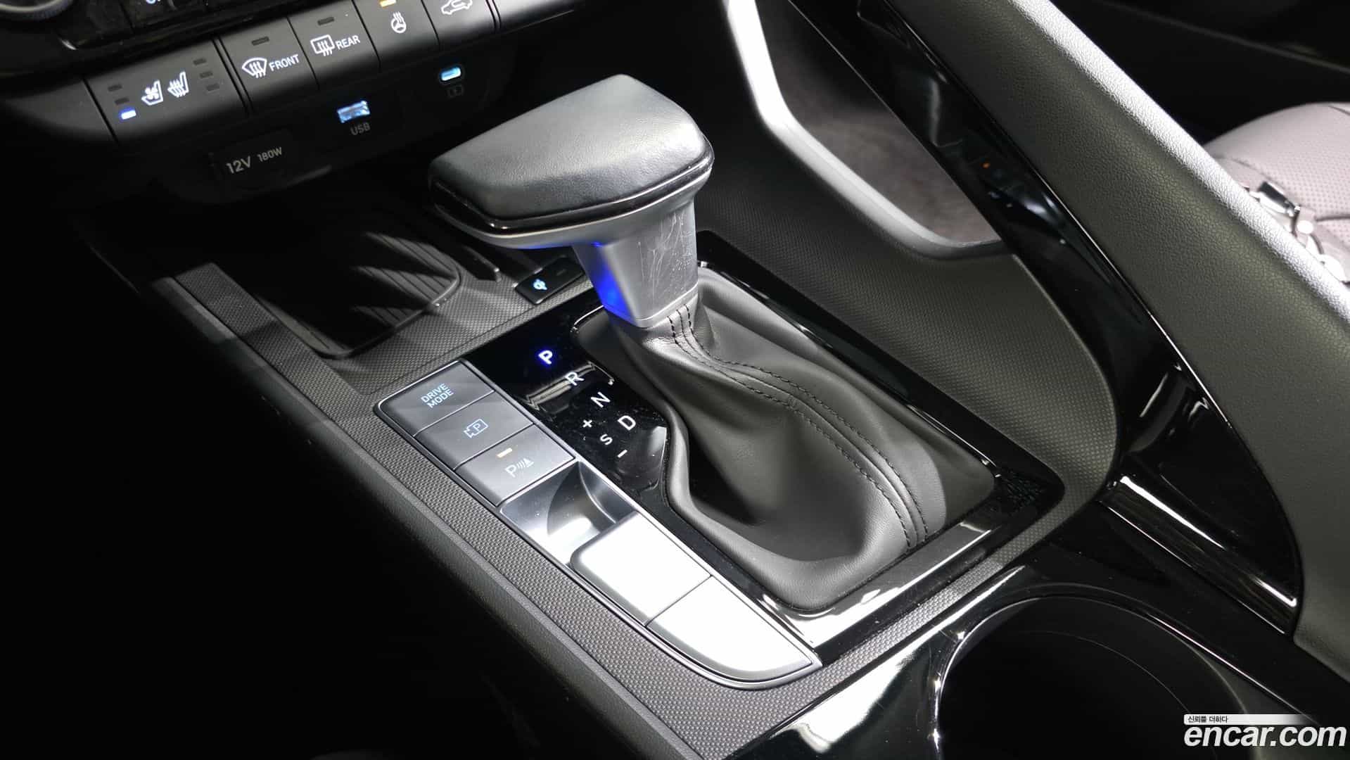 AVANTE Hyundai 2023.10-INNER-009