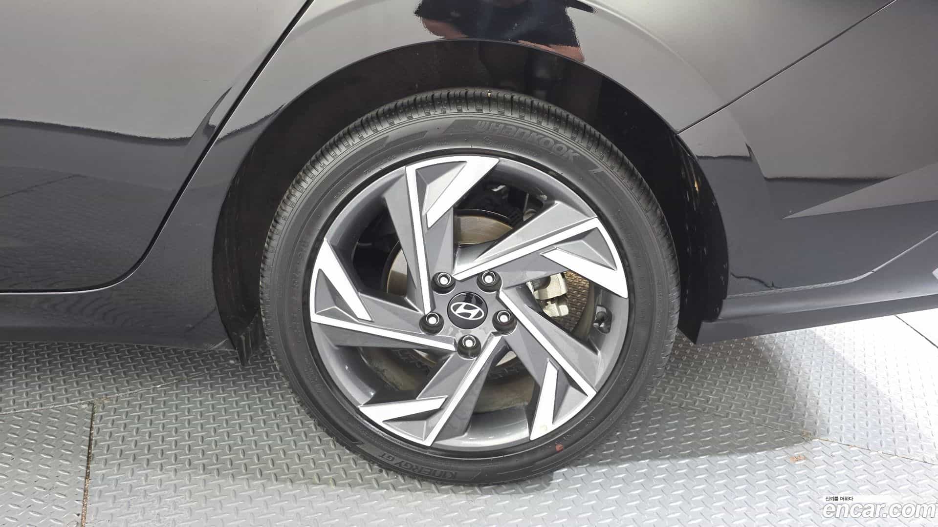 AVANTE Hyundai 2023.10-OUTER-031