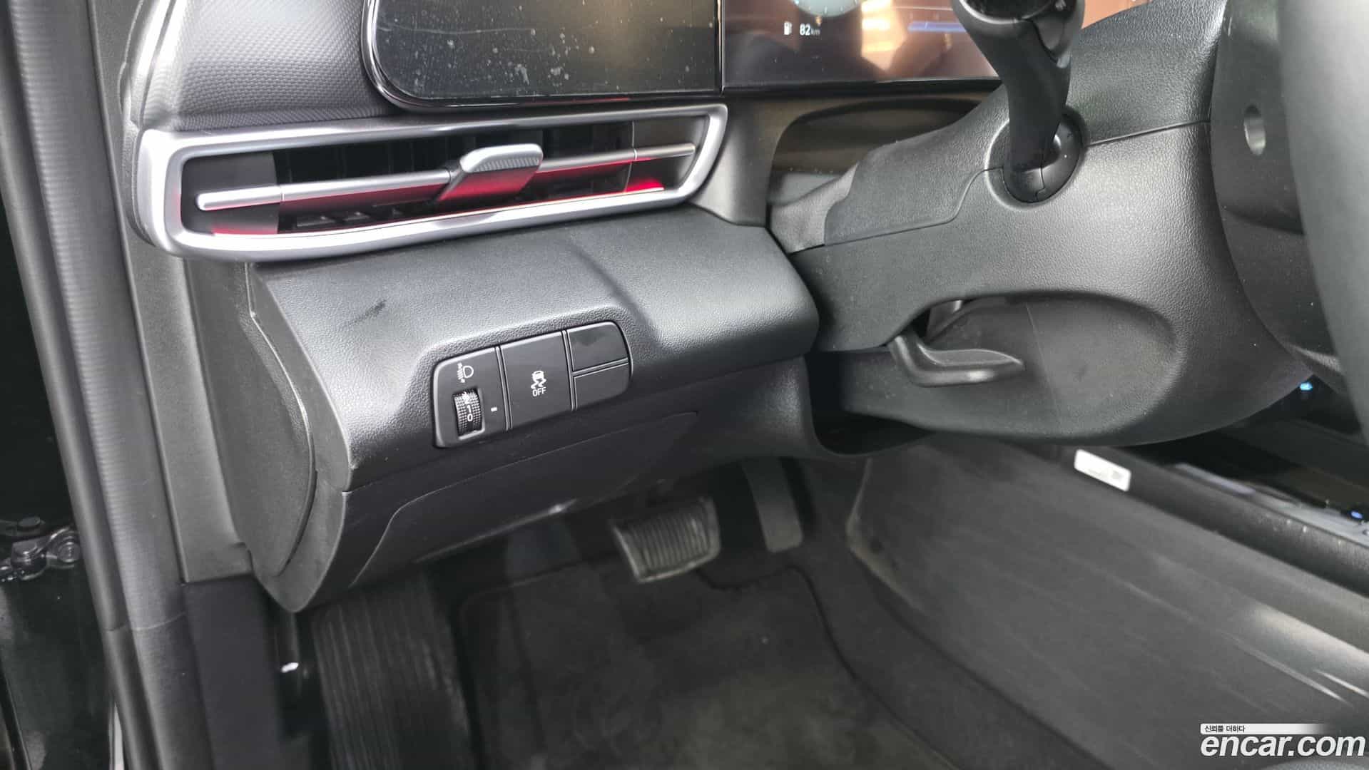 AVANTE Hyundai 2023.10-OPTION-040