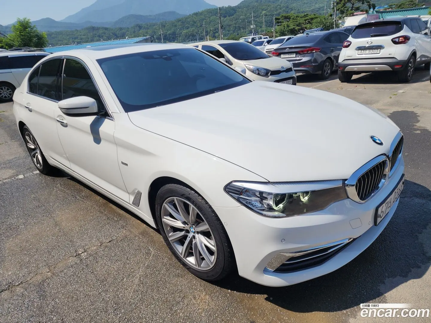 Main__Slider__Photo:5-Series BMW 2018.11-0