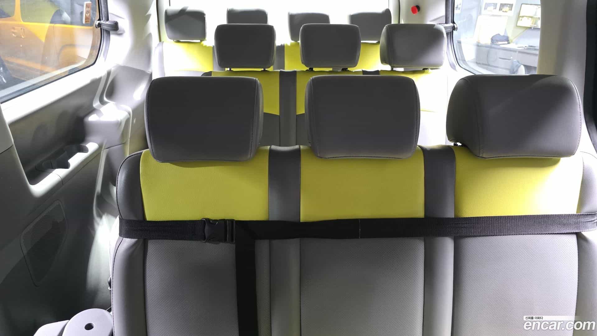 Starex Hyundai 2017.6-OPTION-021
