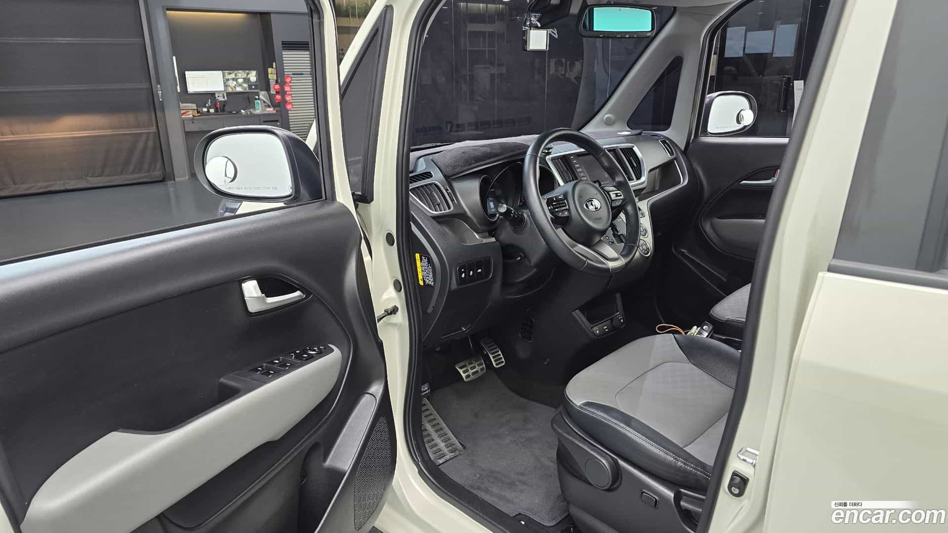 RAY Kia 2020.5-INNER-010