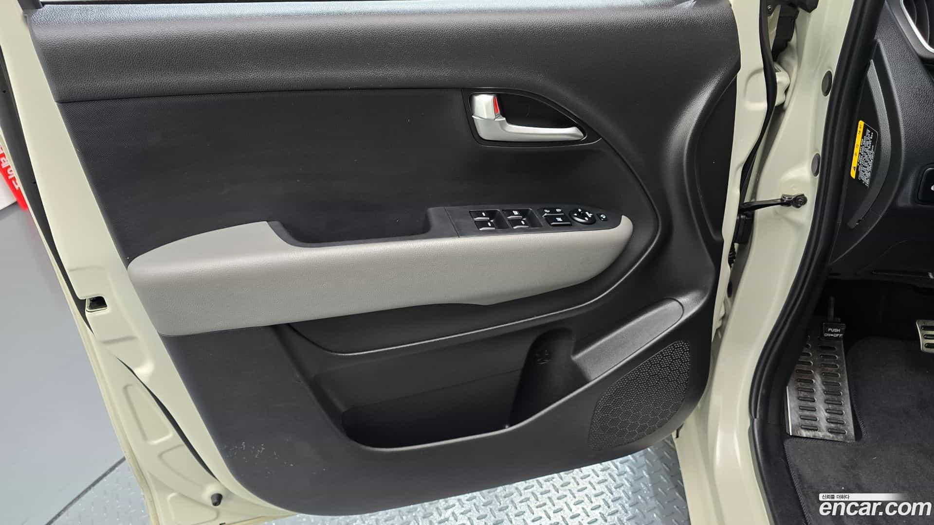 RAY Kia 2020.5-INNER-034