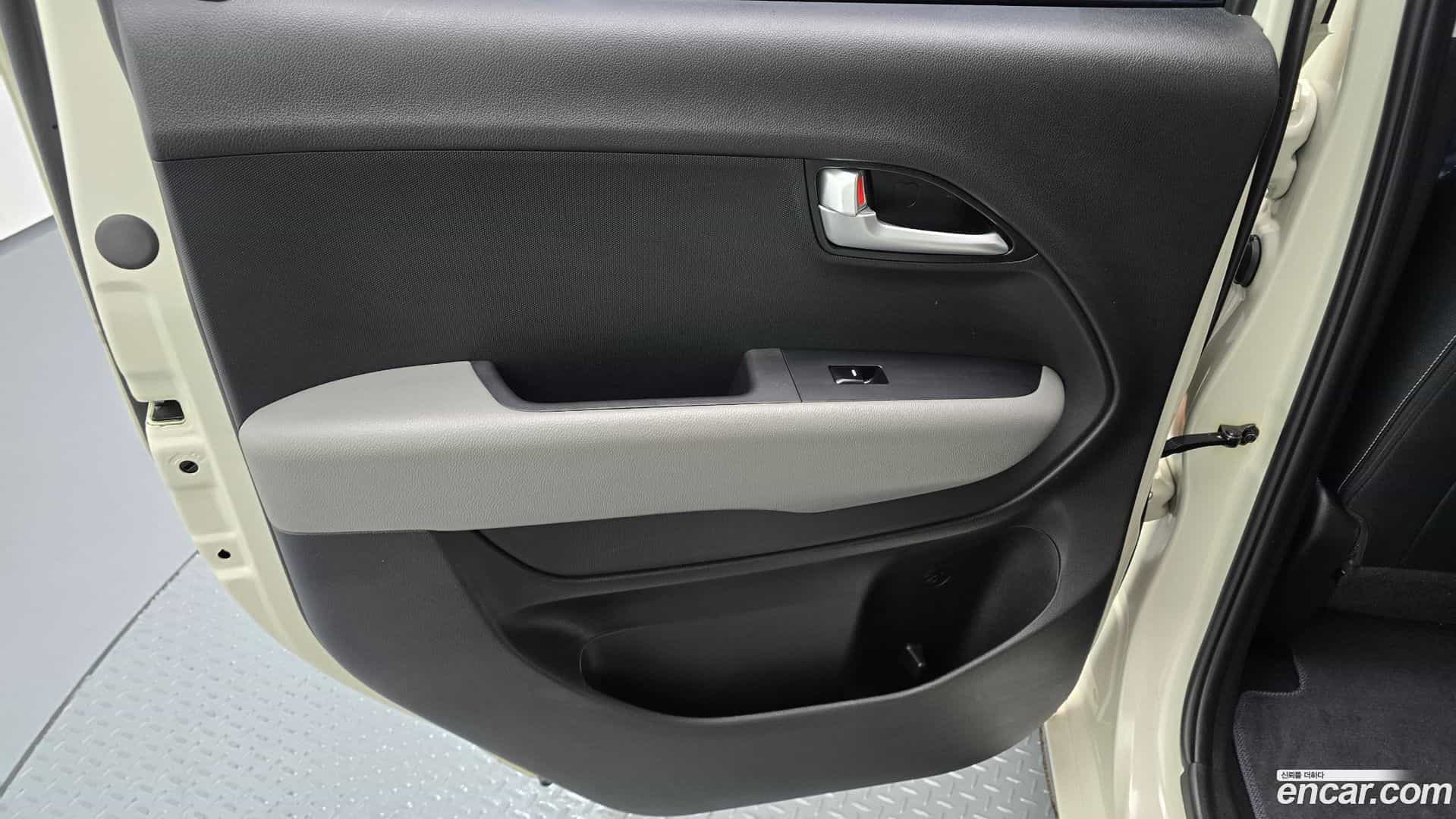 RAY Kia 2020.5-INNER-035