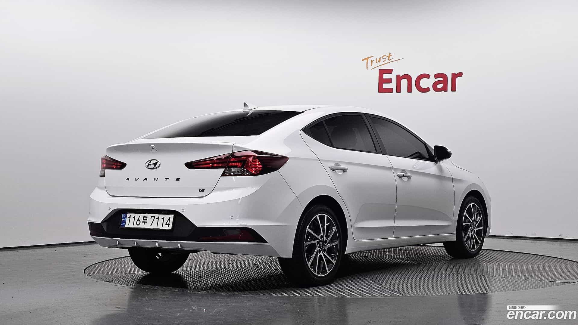 AVANTE Hyundai 2020.2-OUTER-002