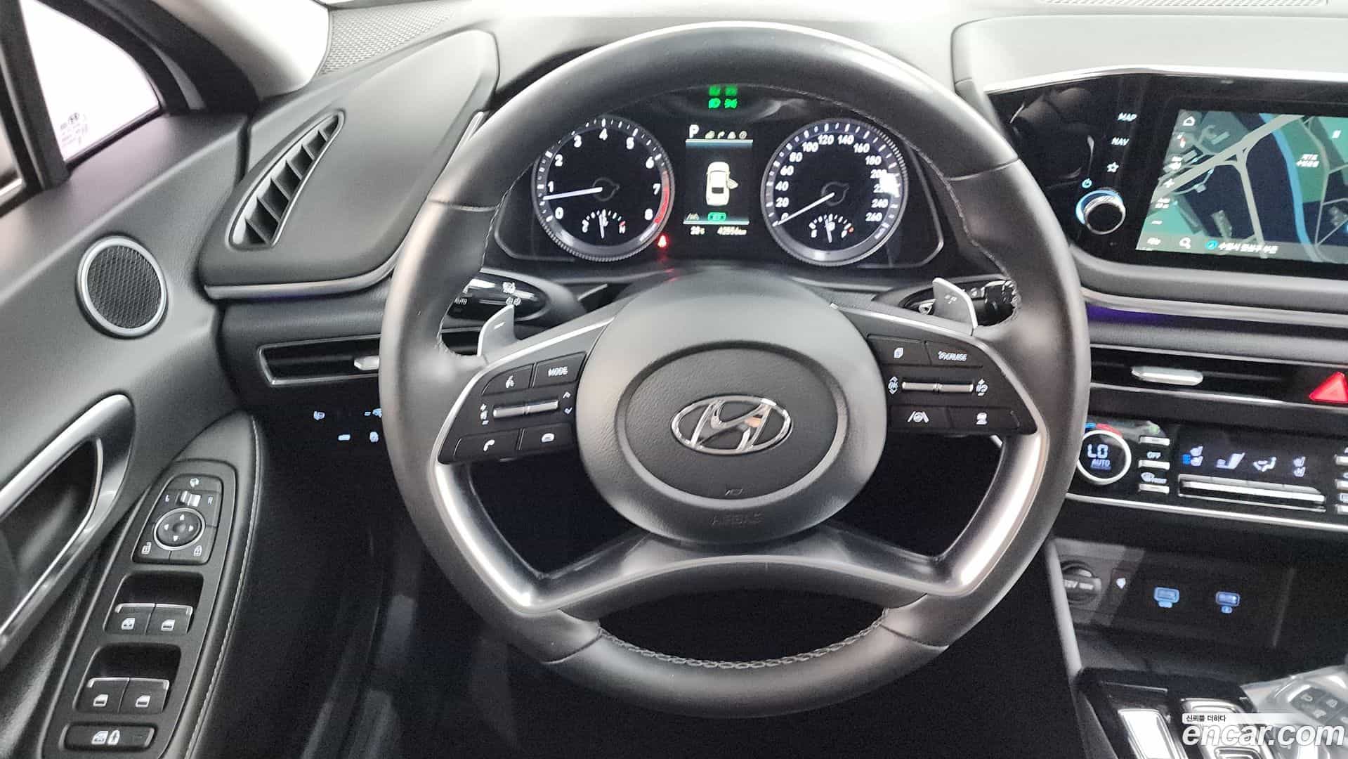 Sonata Hyundai 2023.1-OPTION-017