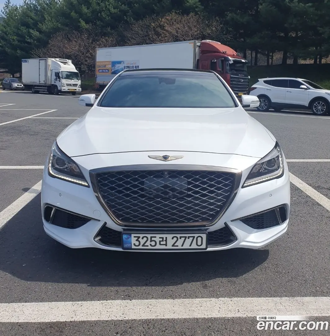 Main__Slider__Photo:Genesis Hyundai 2014.4-0