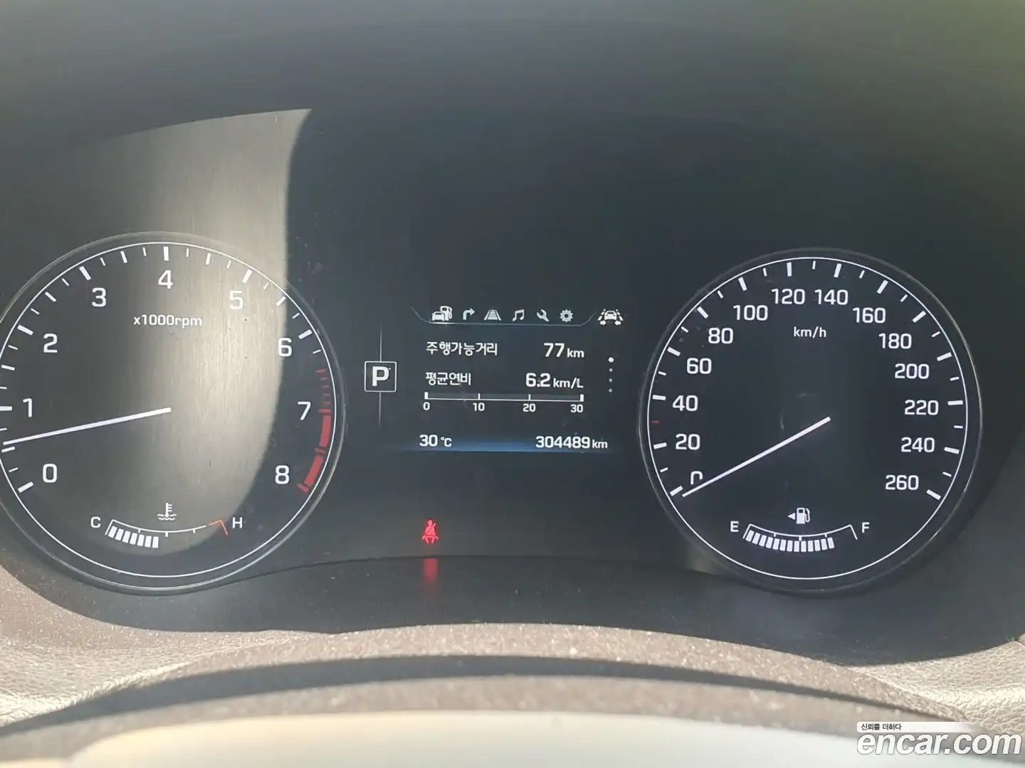 Genesis Hyundai 2014.4-INNER-008