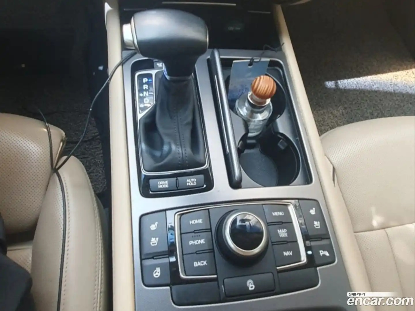 Genesis Hyundai 2014.4-INNER-009