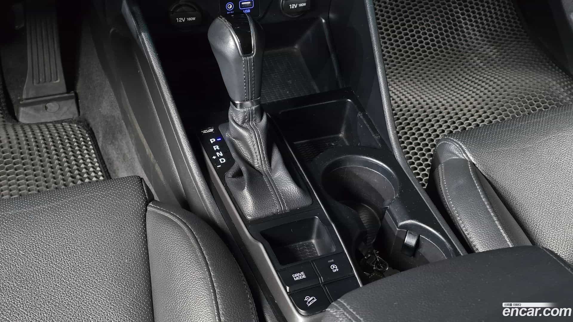 Tucson Hyundai 2016.8-INNER-009