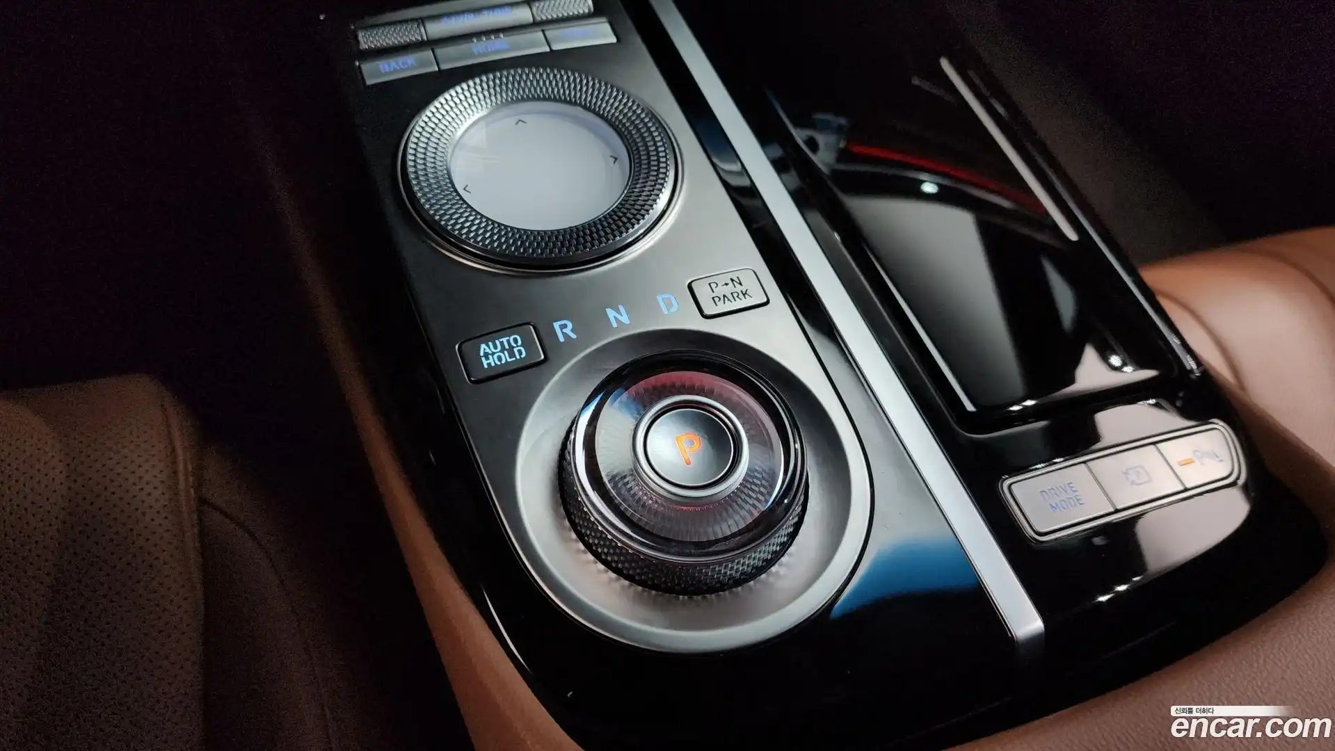 G80 Genesis 2022.3-INNER-009