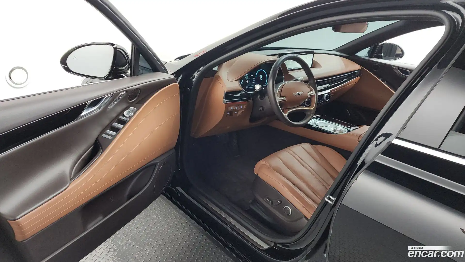 G80 Genesis 2022.3-INNER-010