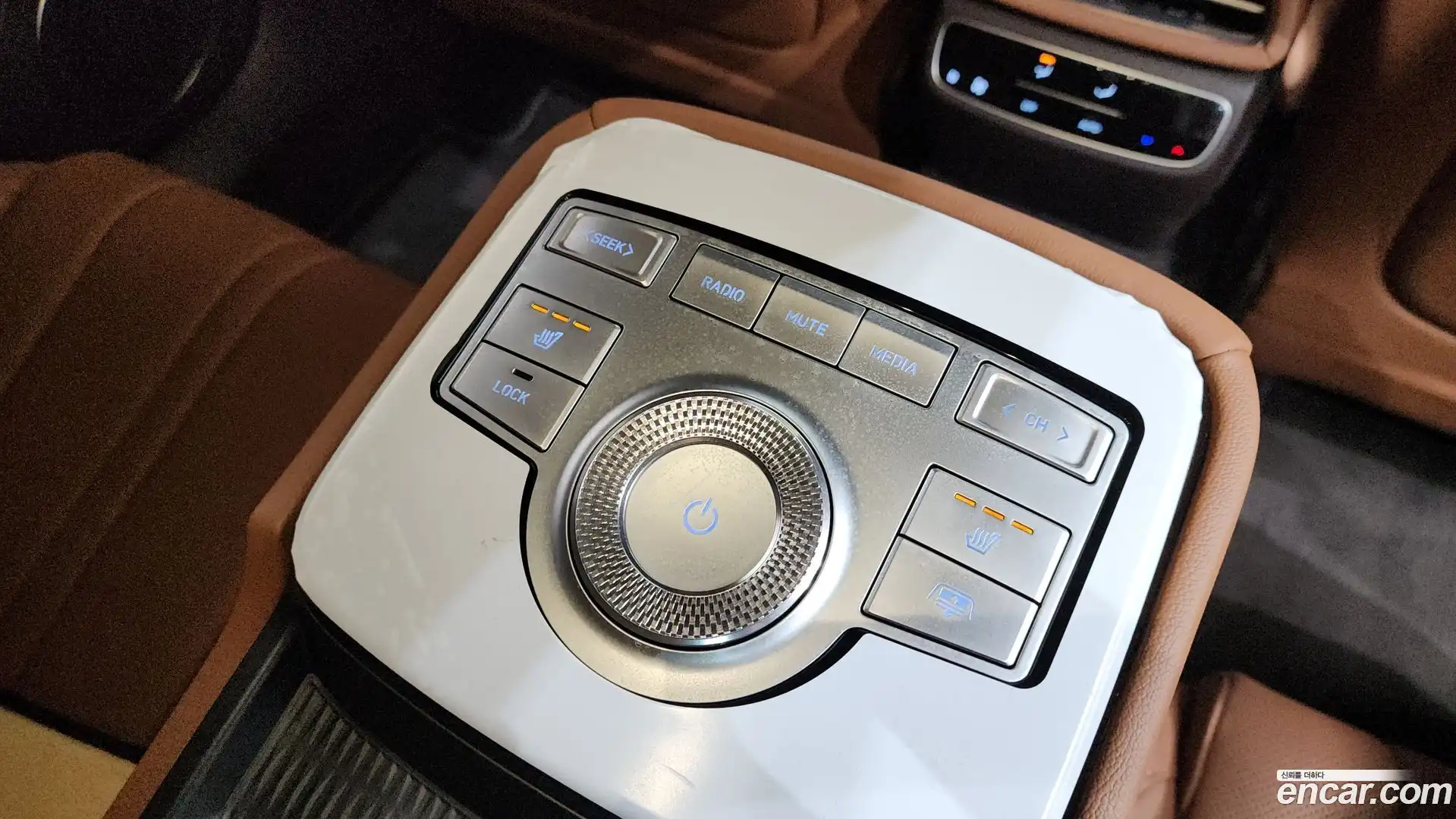 G80 Genesis 2022.3-OPTION-044