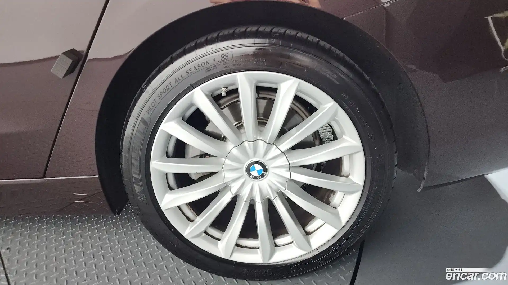 Gran Turismo BMW 2020.1-OUTER-031