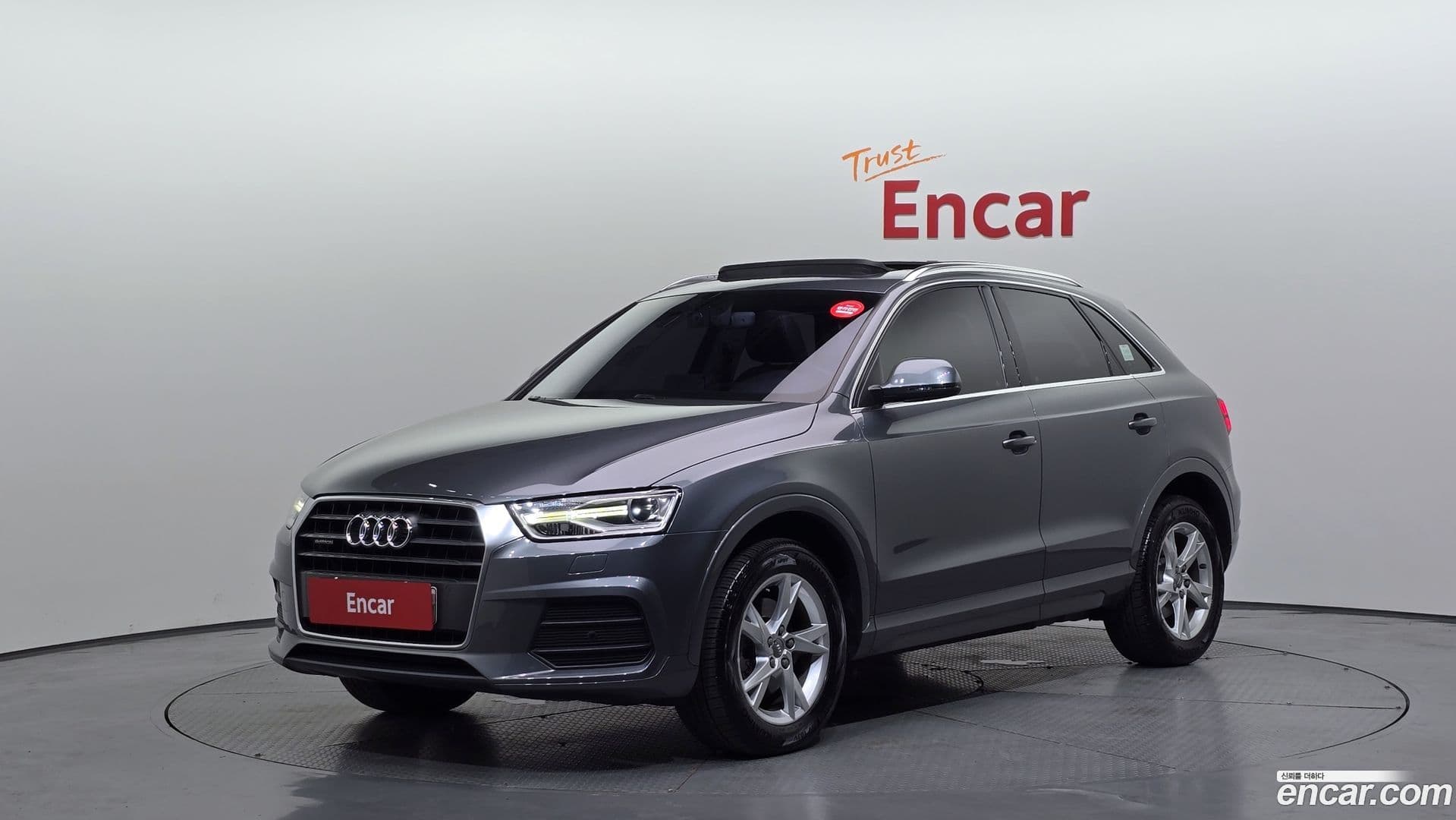 Main__Slider__Photo:Q3 Audi 2015.10-0