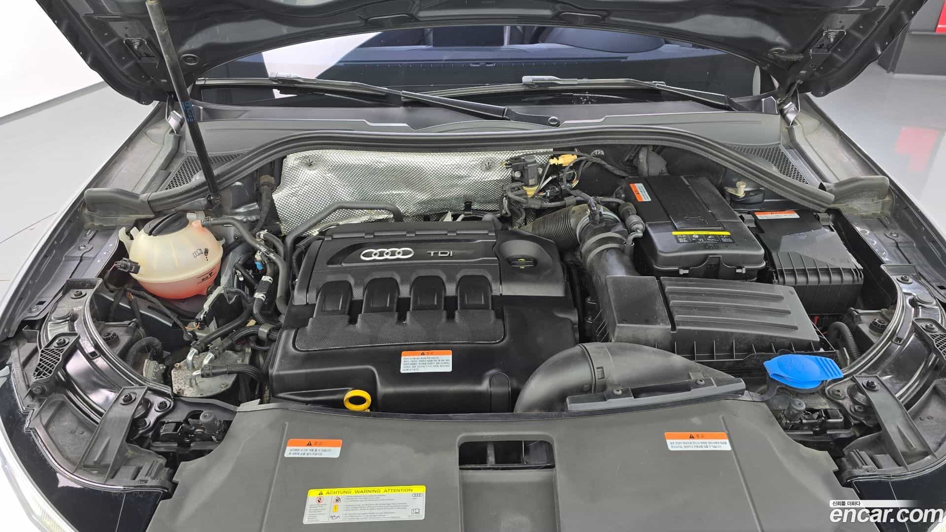 Q3 Audi 2015.10-OUTER-006