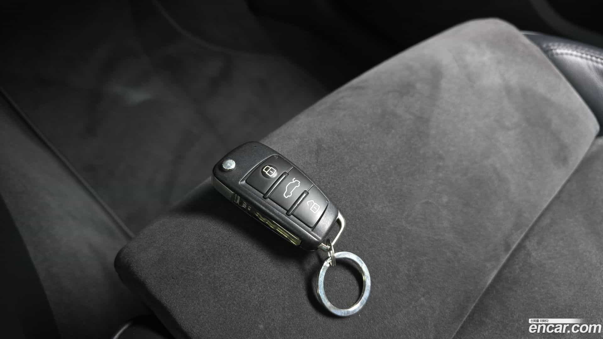 Q3 Audi 2015.10-OPTION-019